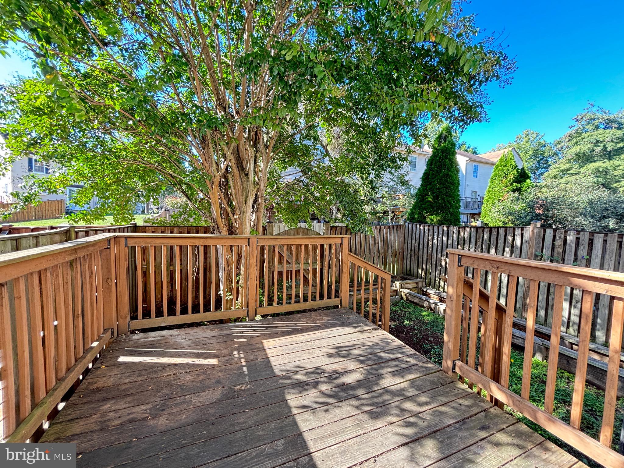 LITTLE ROCKY RUN - Residential Lease