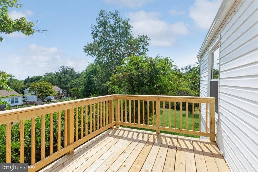 CLEMENS CROSSING - Residential