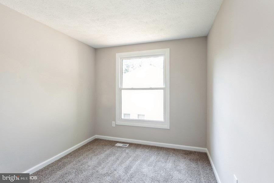 CLEMENS CROSSING - Residential