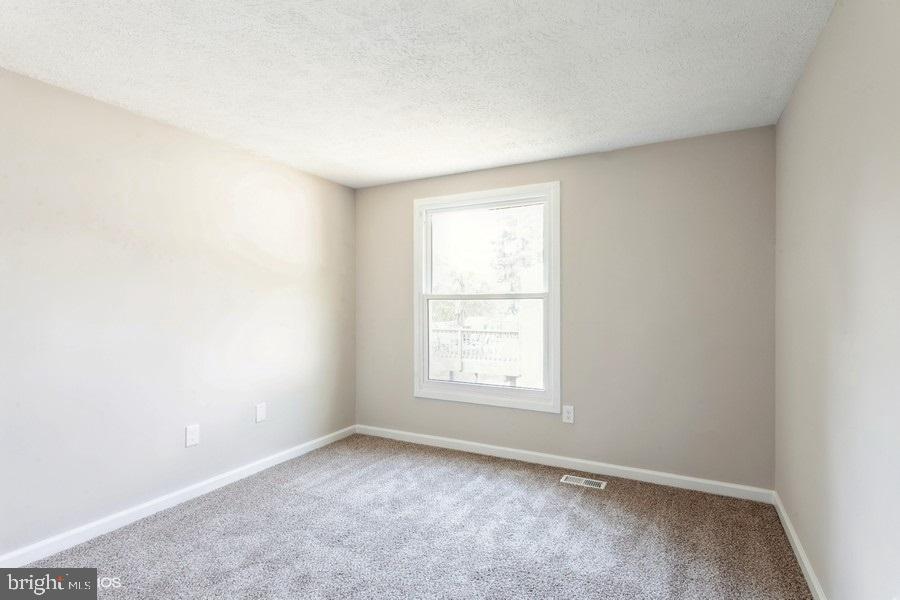 CLEMENS CROSSING - Residential