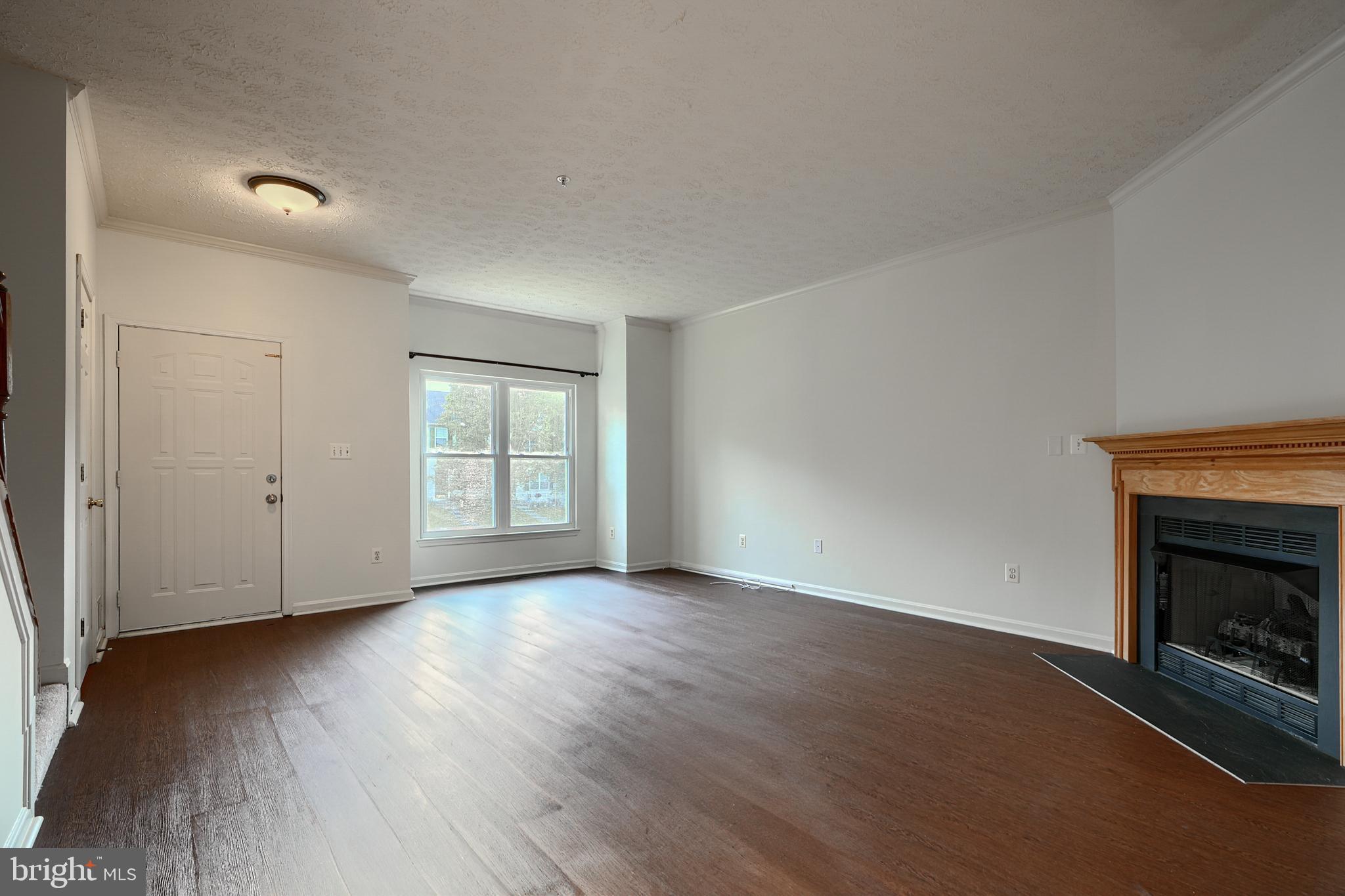 OAKHURST - Residential Lease