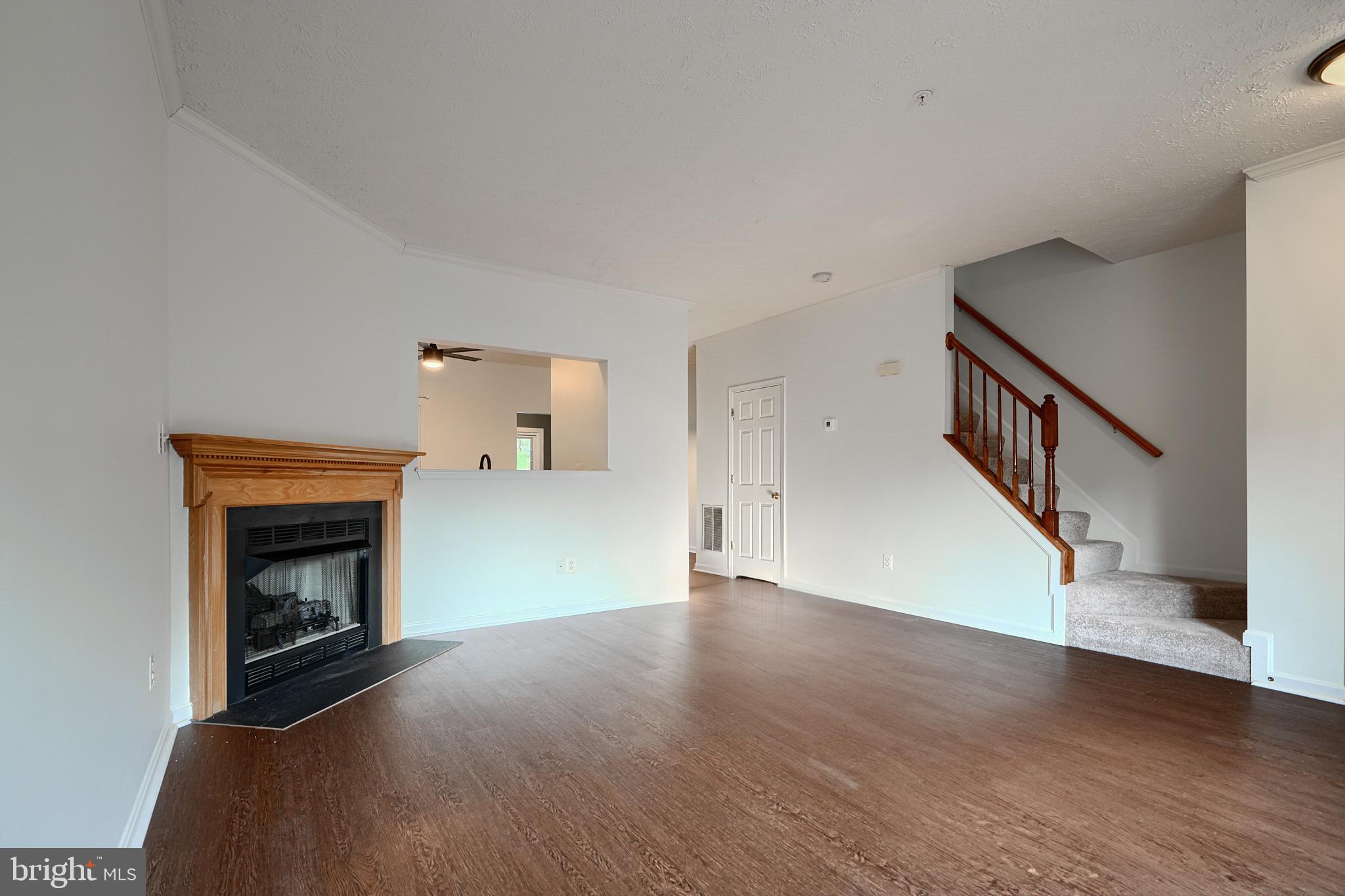 OAKHURST - Residential Lease