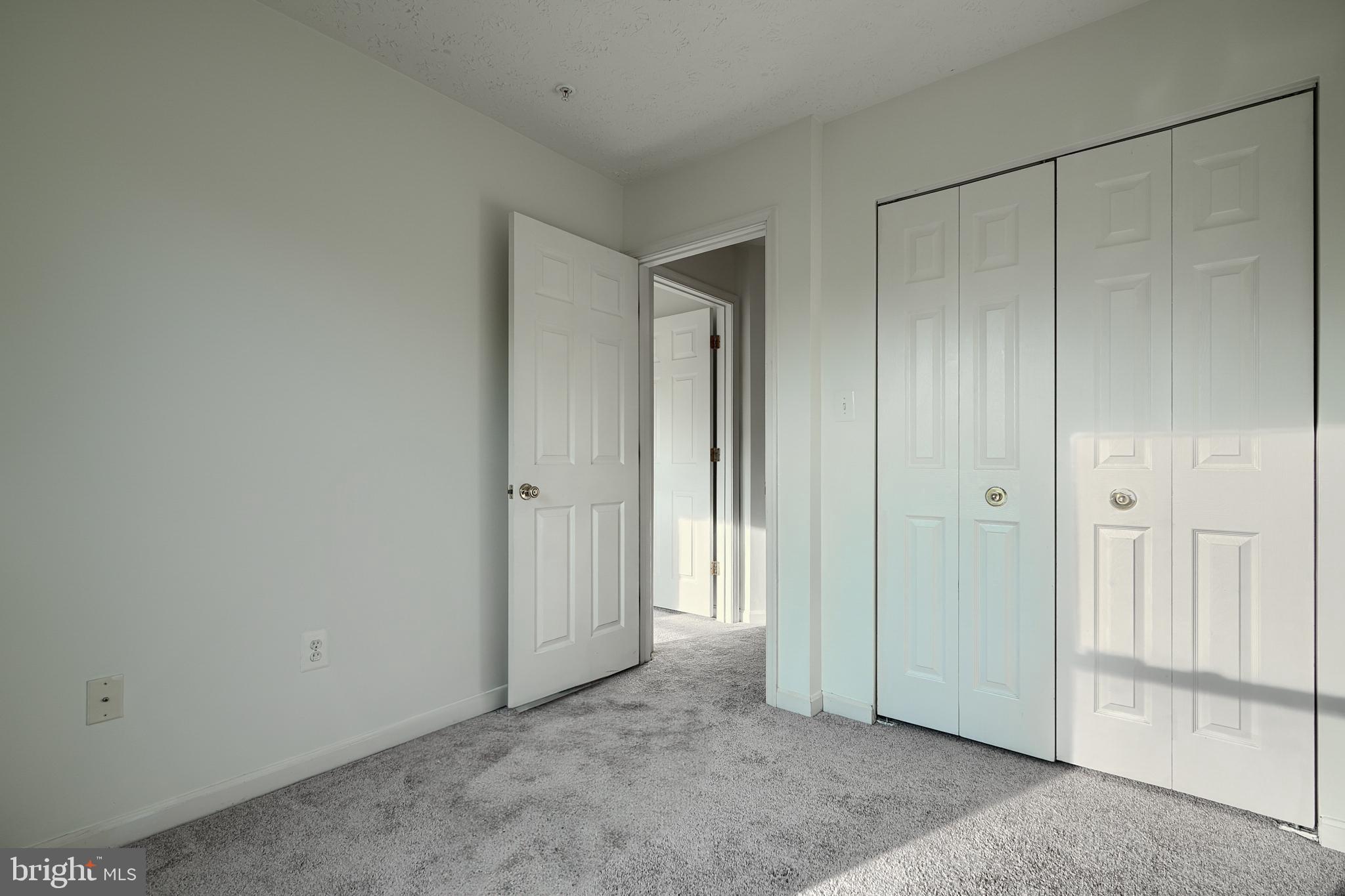 OAKHURST - Residential Lease