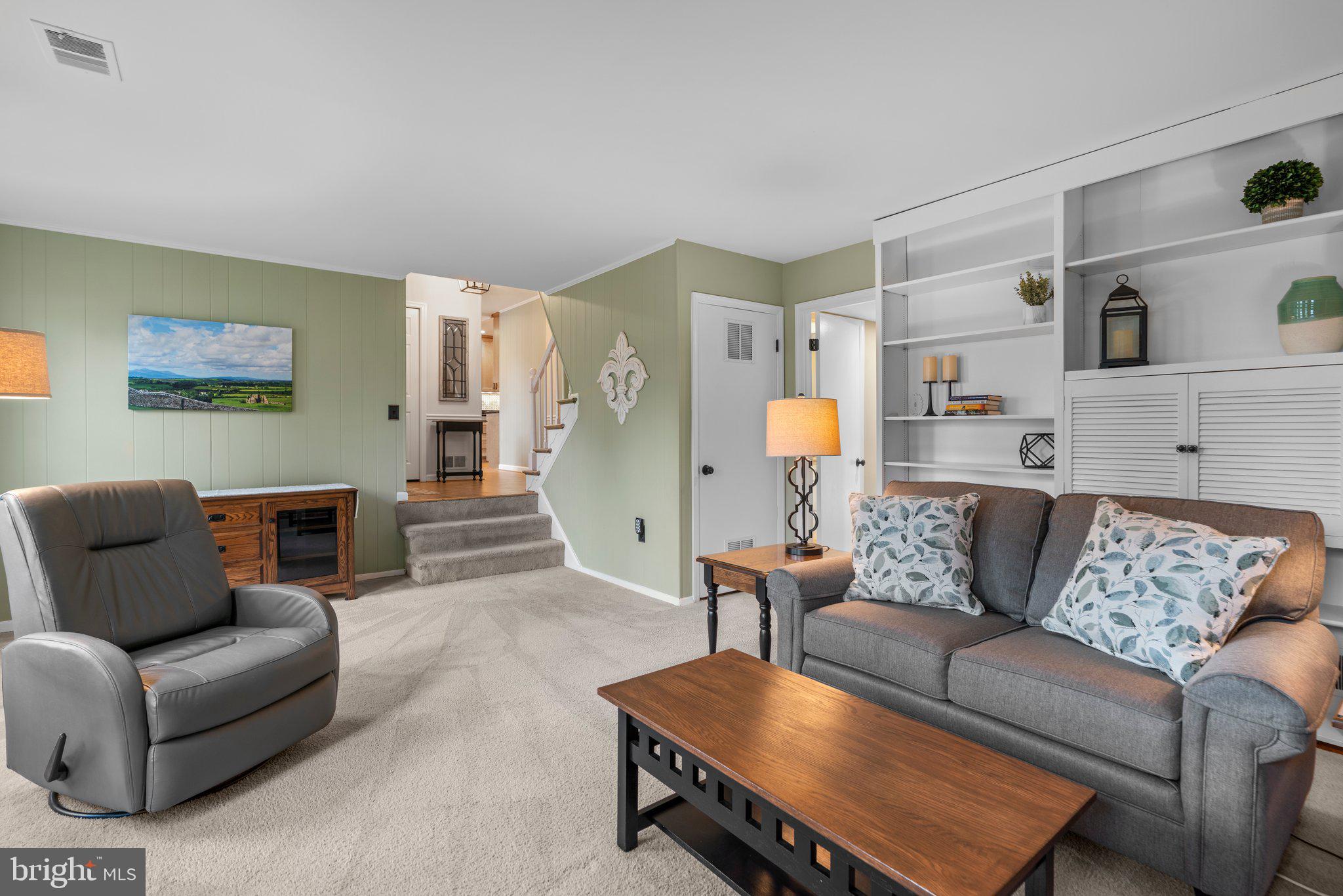 OLNEY ACRES - Residential