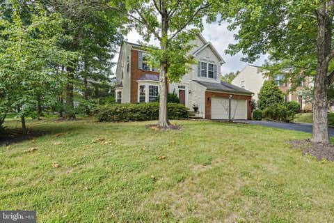 Photo of 201 Jennings Court SE, LEESBURG, VA 20175 (MLS # VALO2130032)