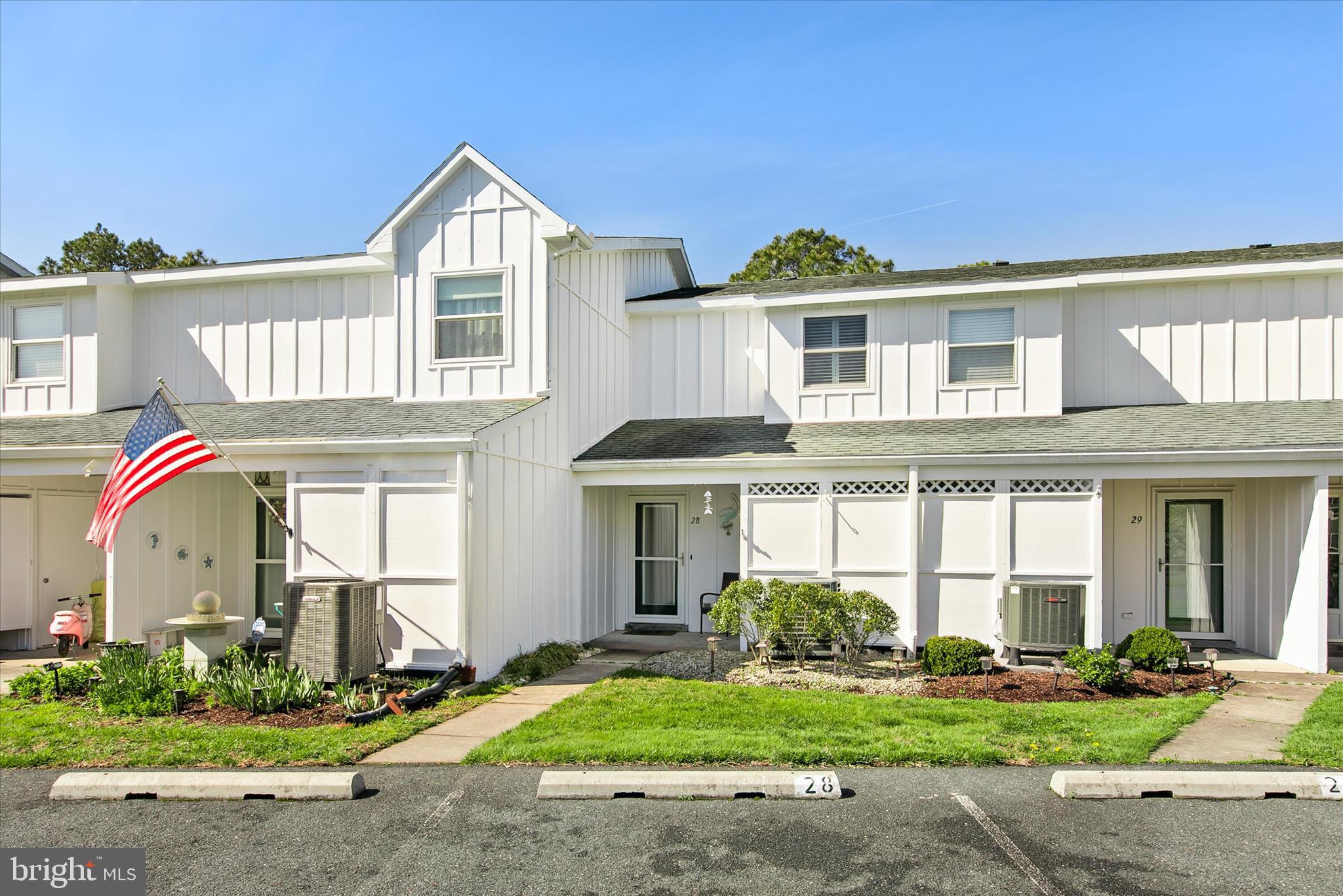 MALLARD LAKES - Residential