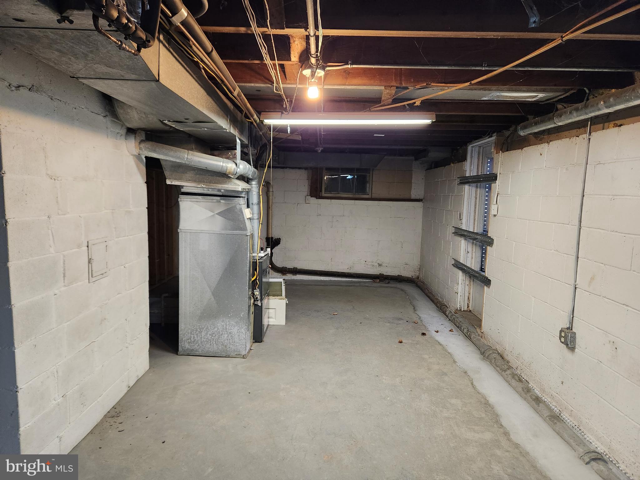 MOUNT WASHINGTON - Residential