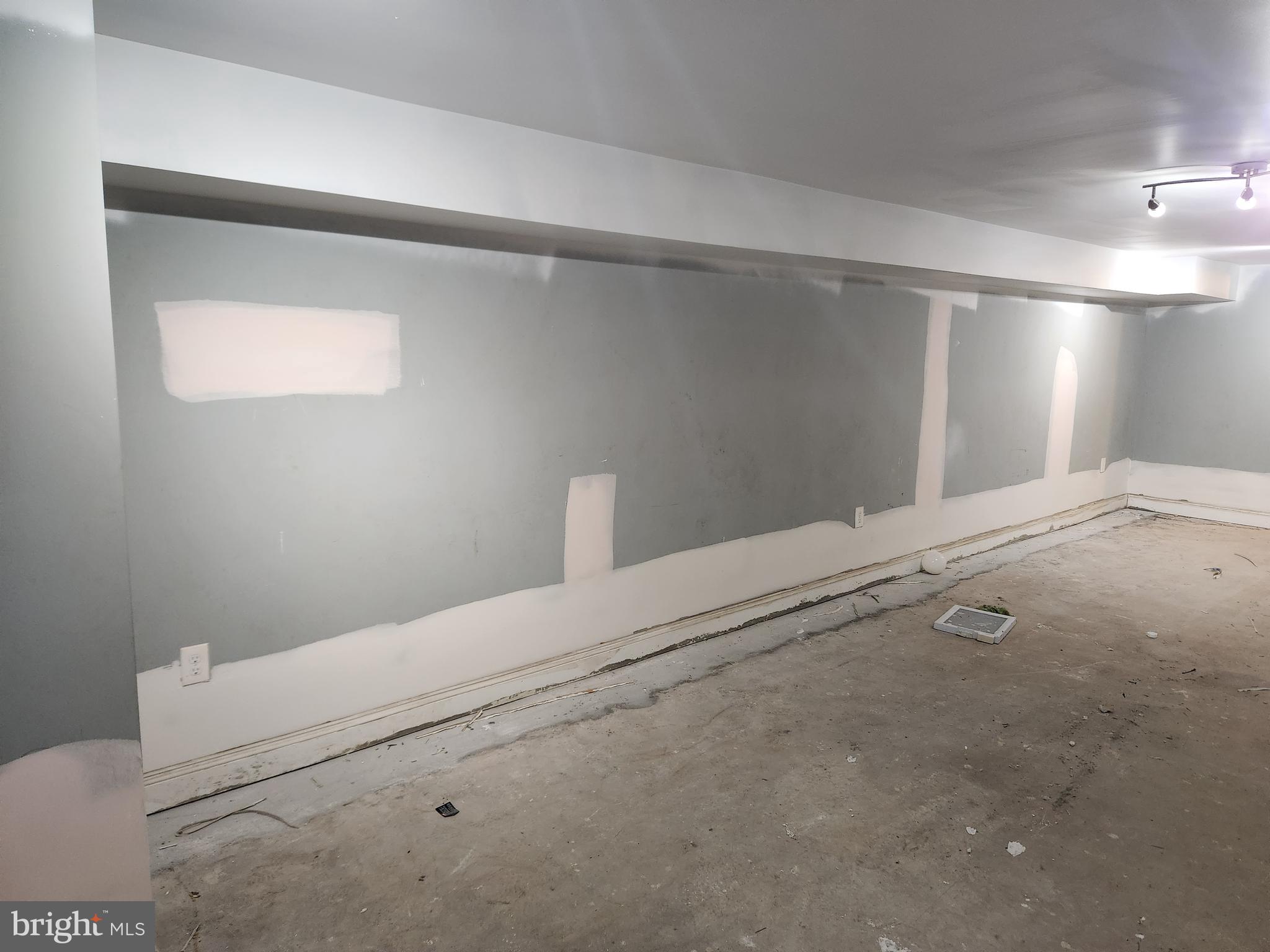 MOUNT WASHINGTON - Residential