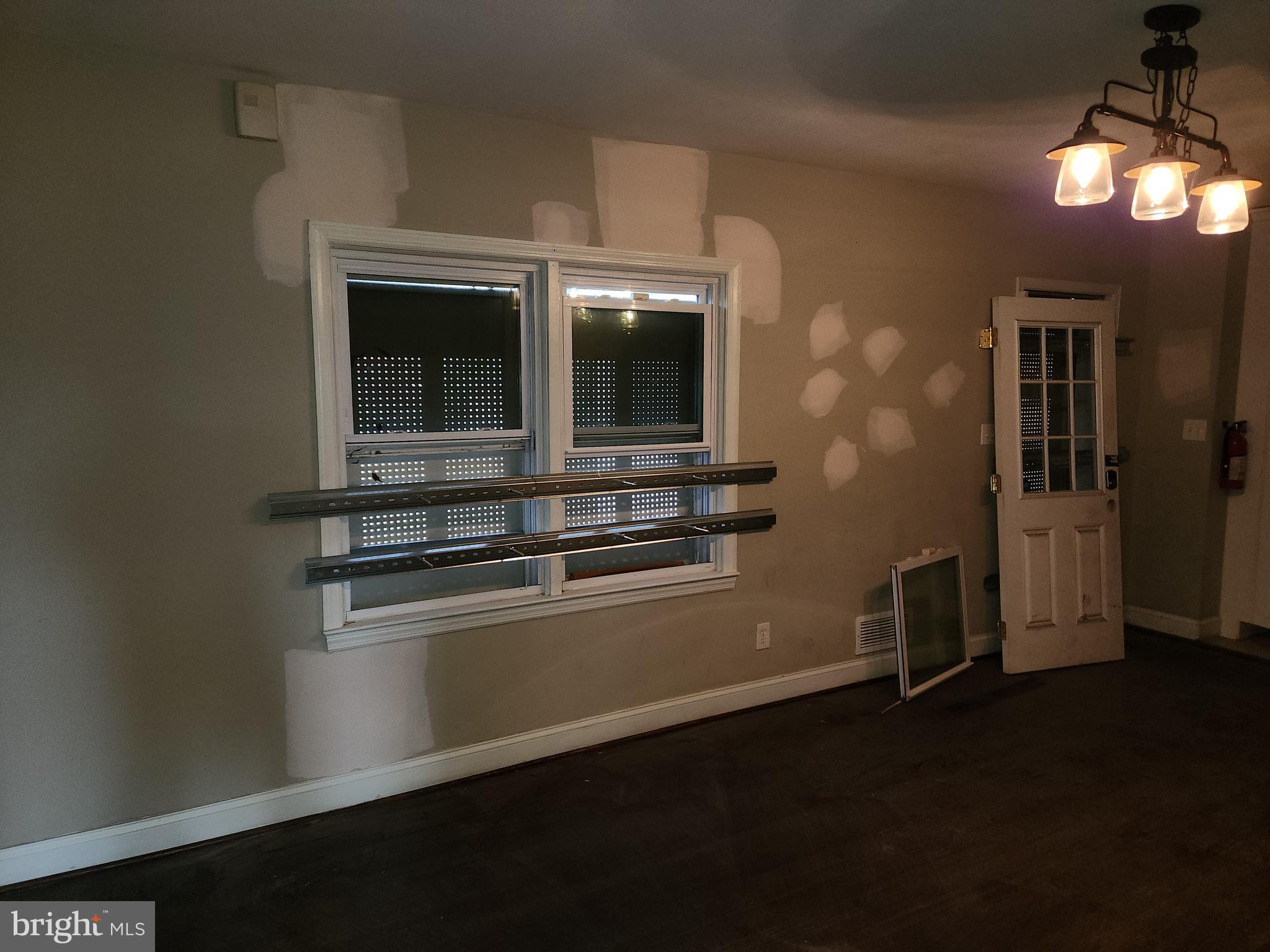 MOUNT WASHINGTON - Residential