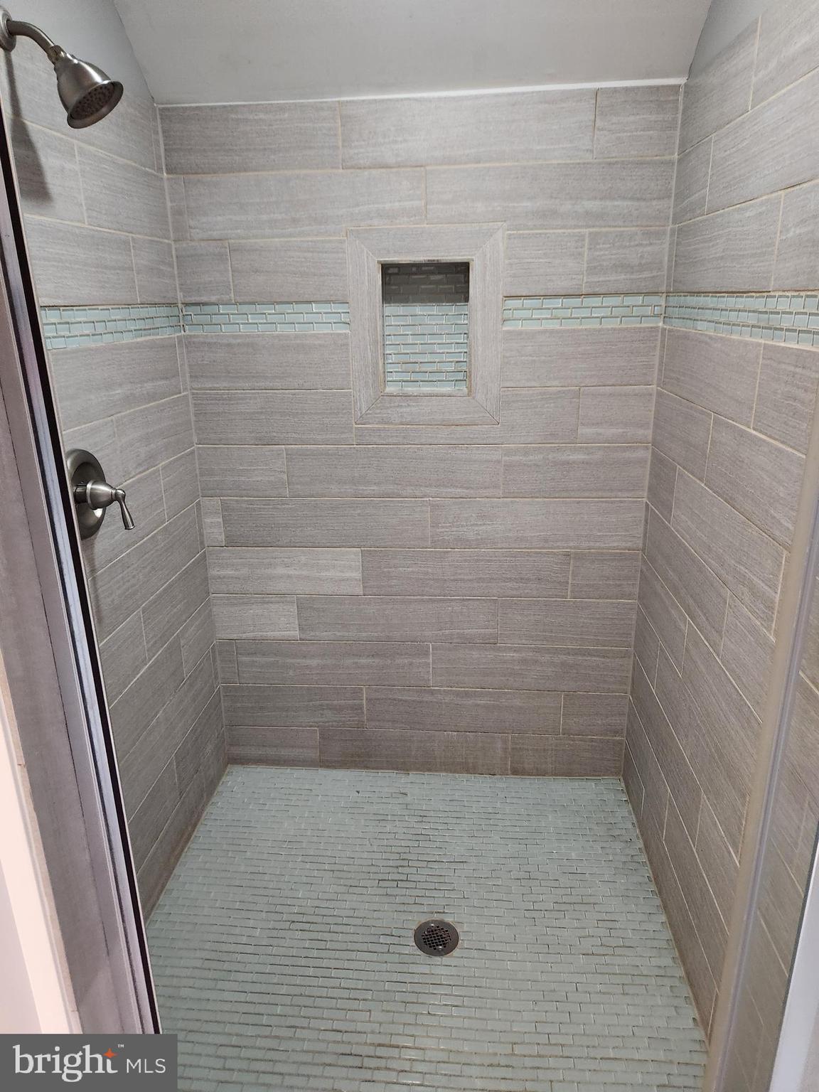 MOUNT WASHINGTON - Residential