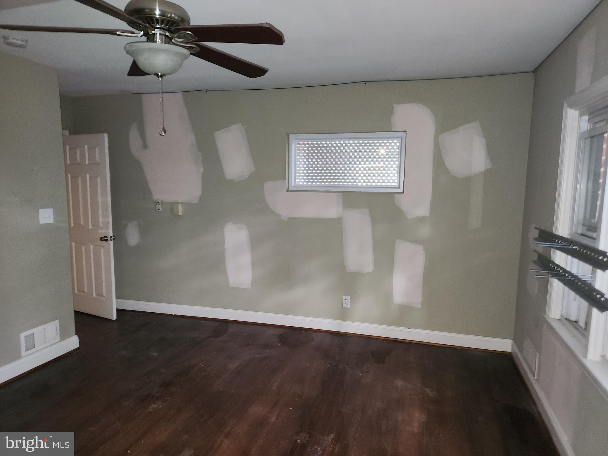 MOUNT WASHINGTON - Residential