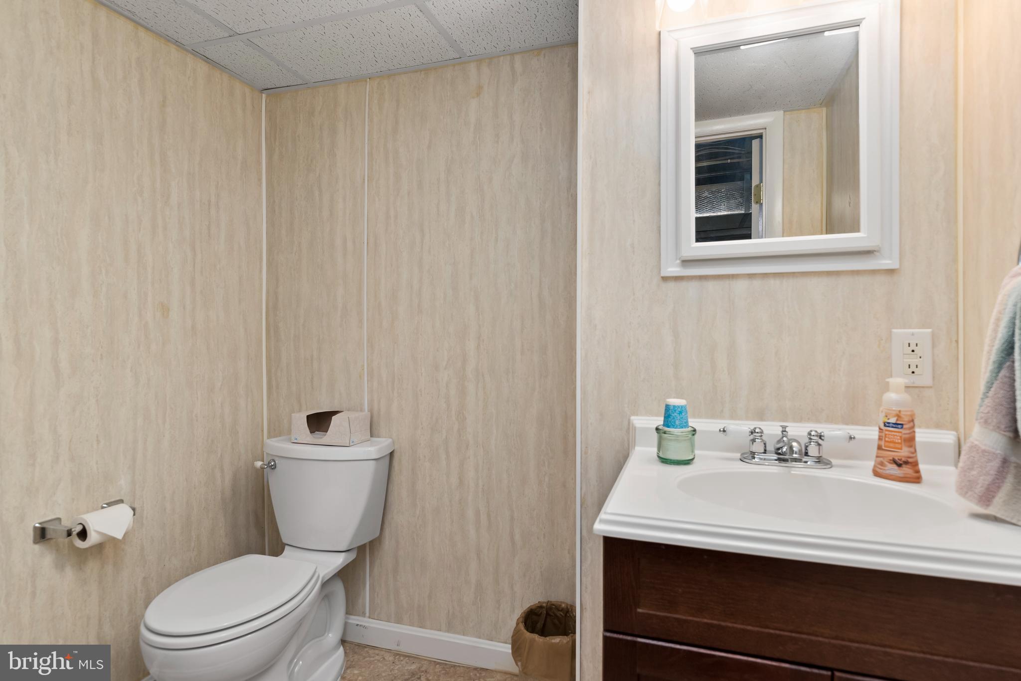 HAINES ACRES/EAST YORK - Residential