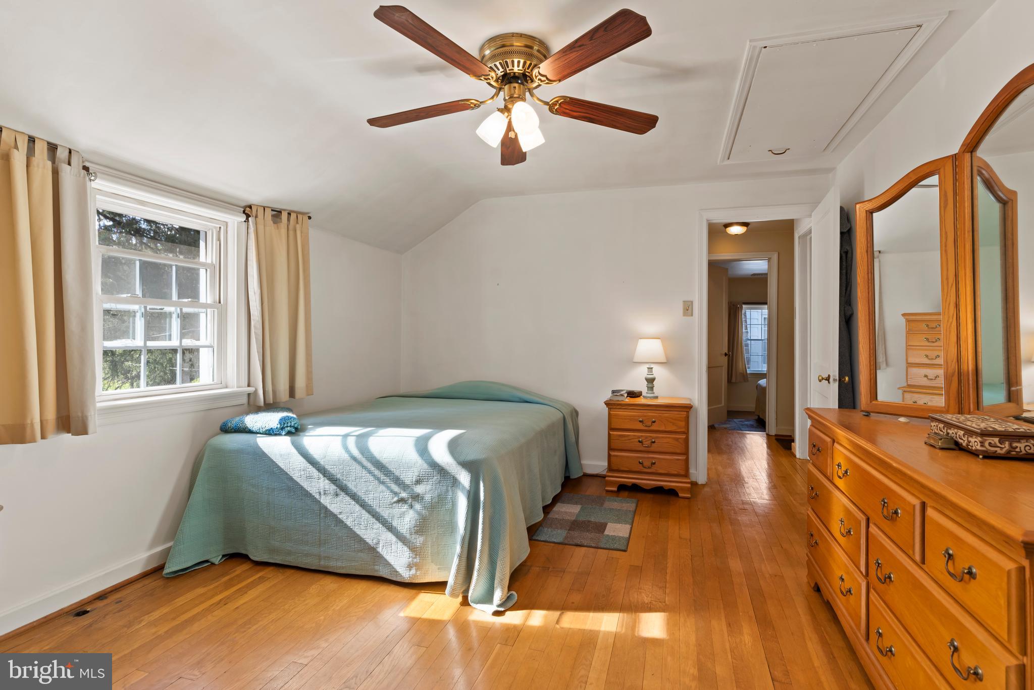 HAINES ACRES/EAST YORK - Residential