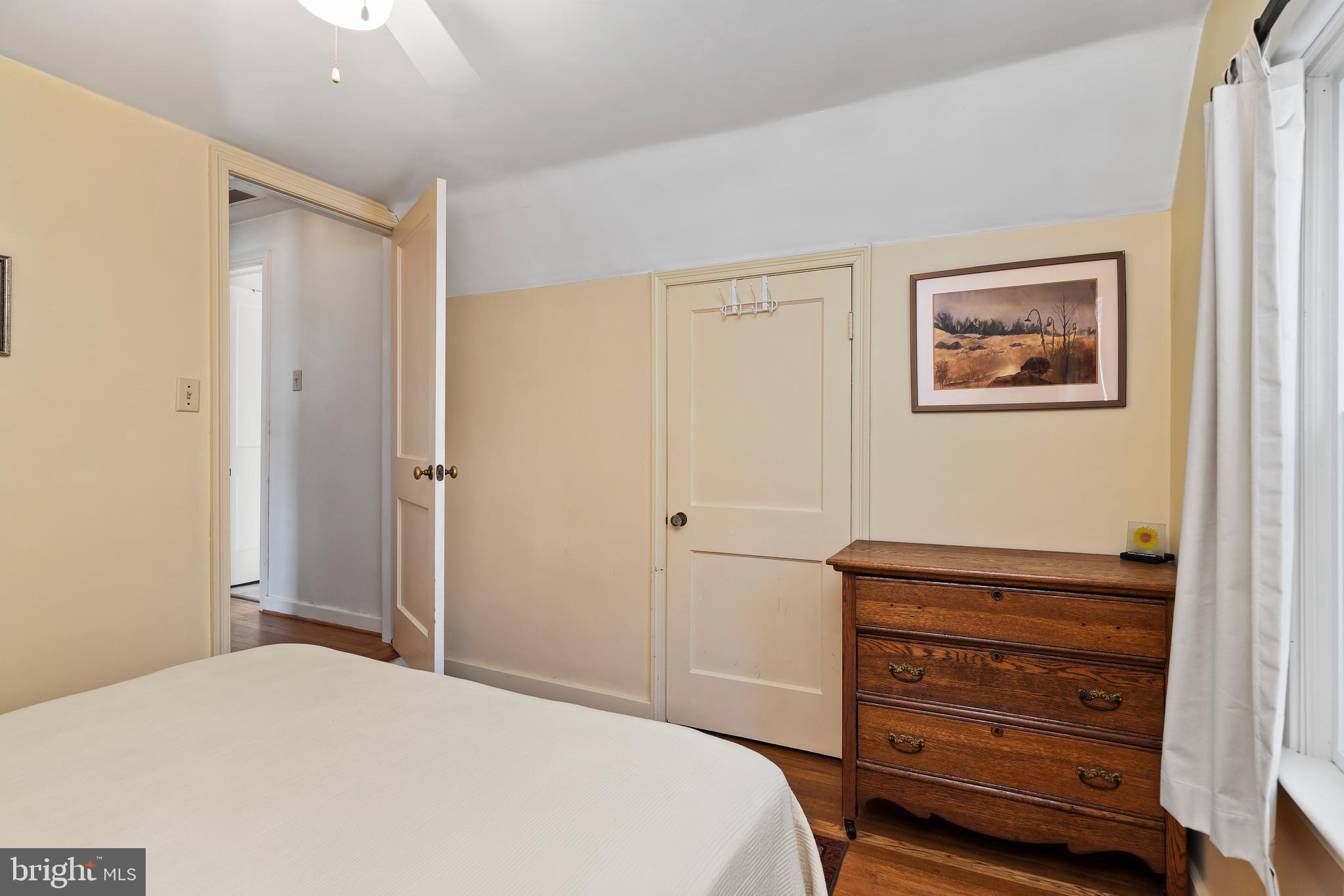 HAINES ACRES/EAST YORK - Residential