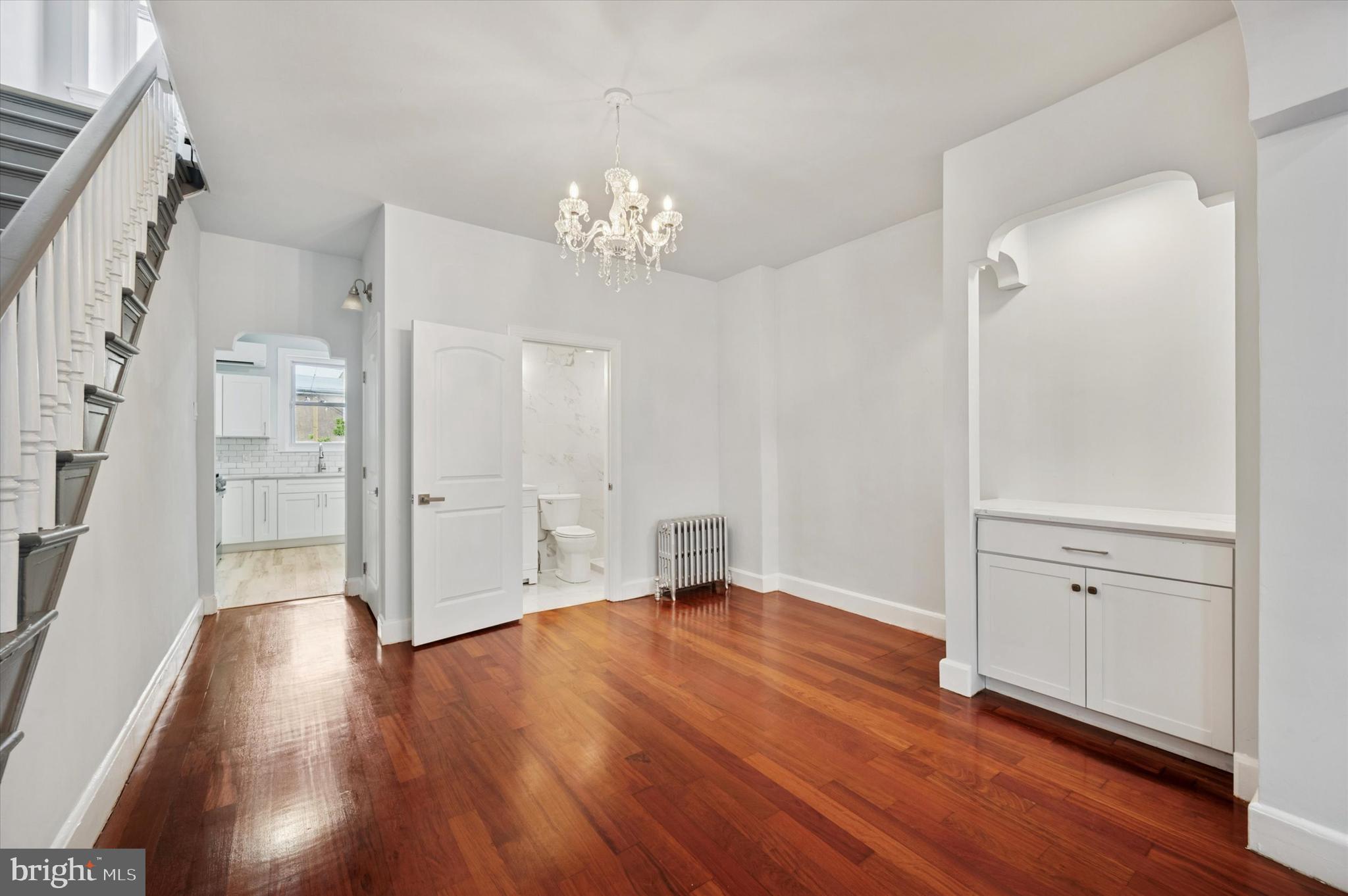 151 JAMESTOWN AVENUE