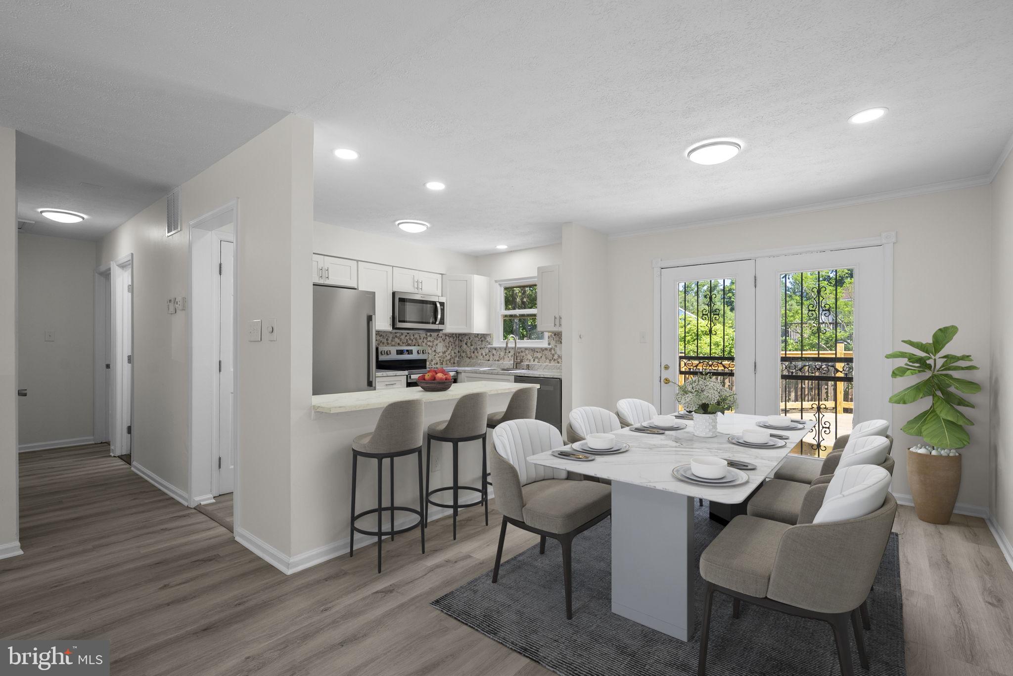 CLINTON WOODS - Residential