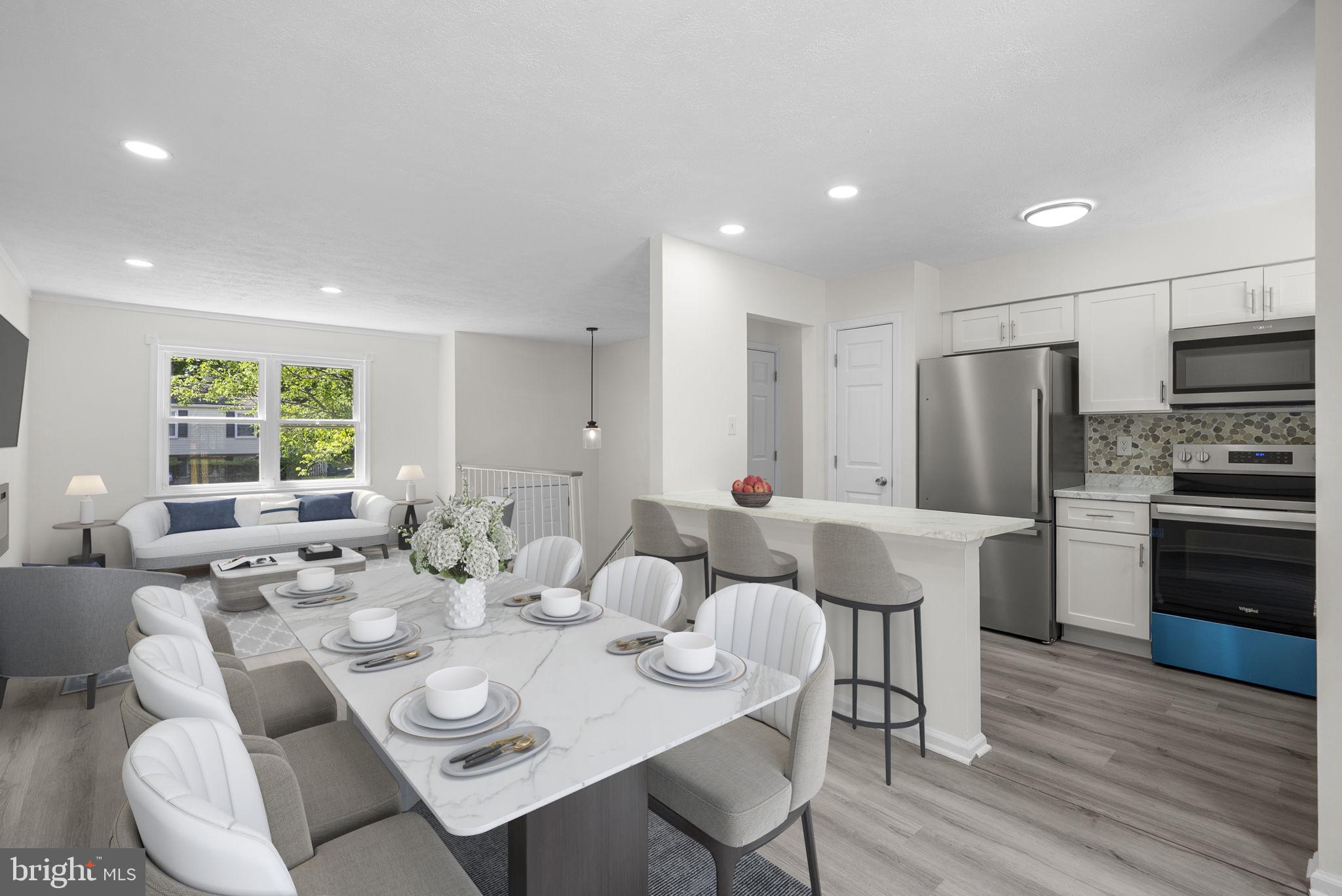 CLINTON WOODS - Residential