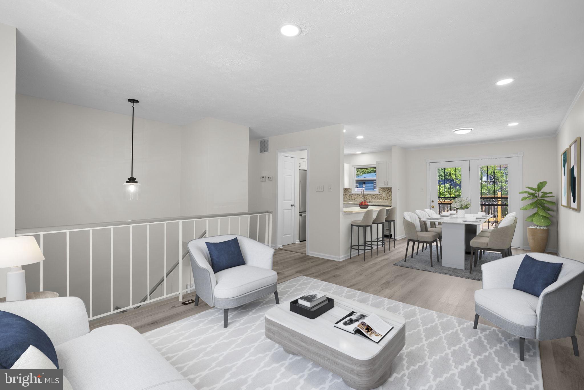 CLINTON WOODS - Residential