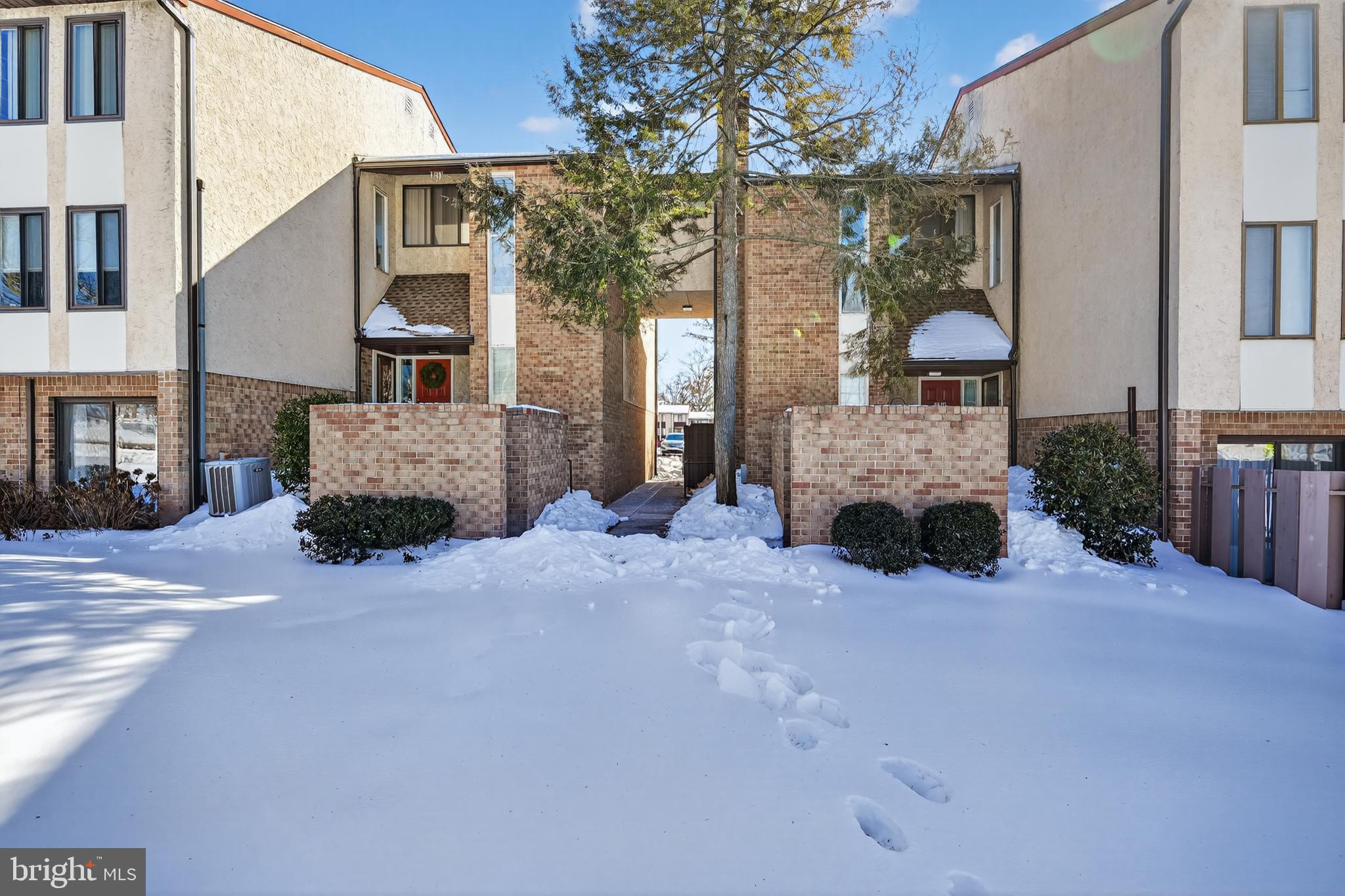 CHESTNUT GROVE - Residential