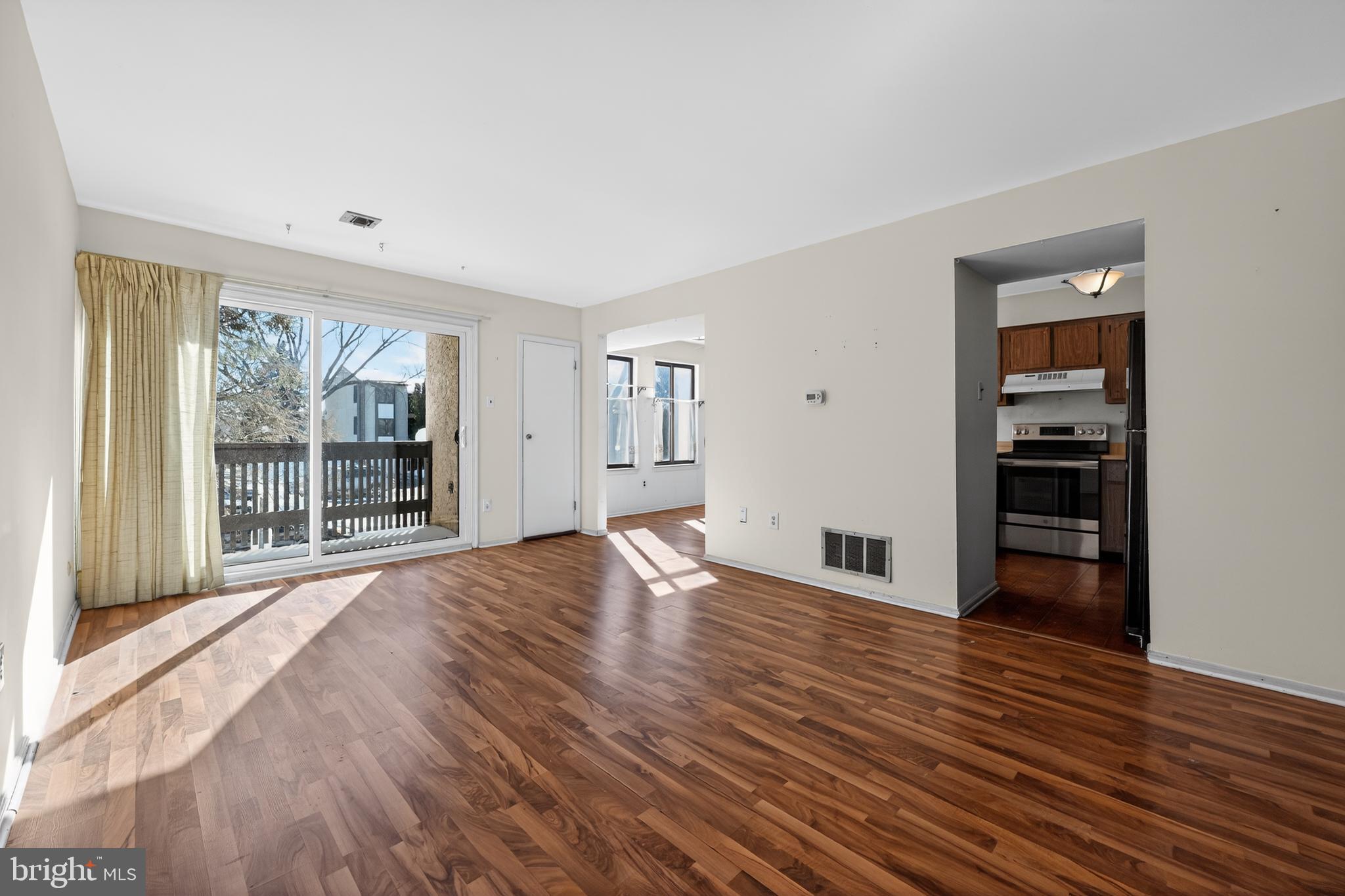 CHESTNUT GROVE - Residential