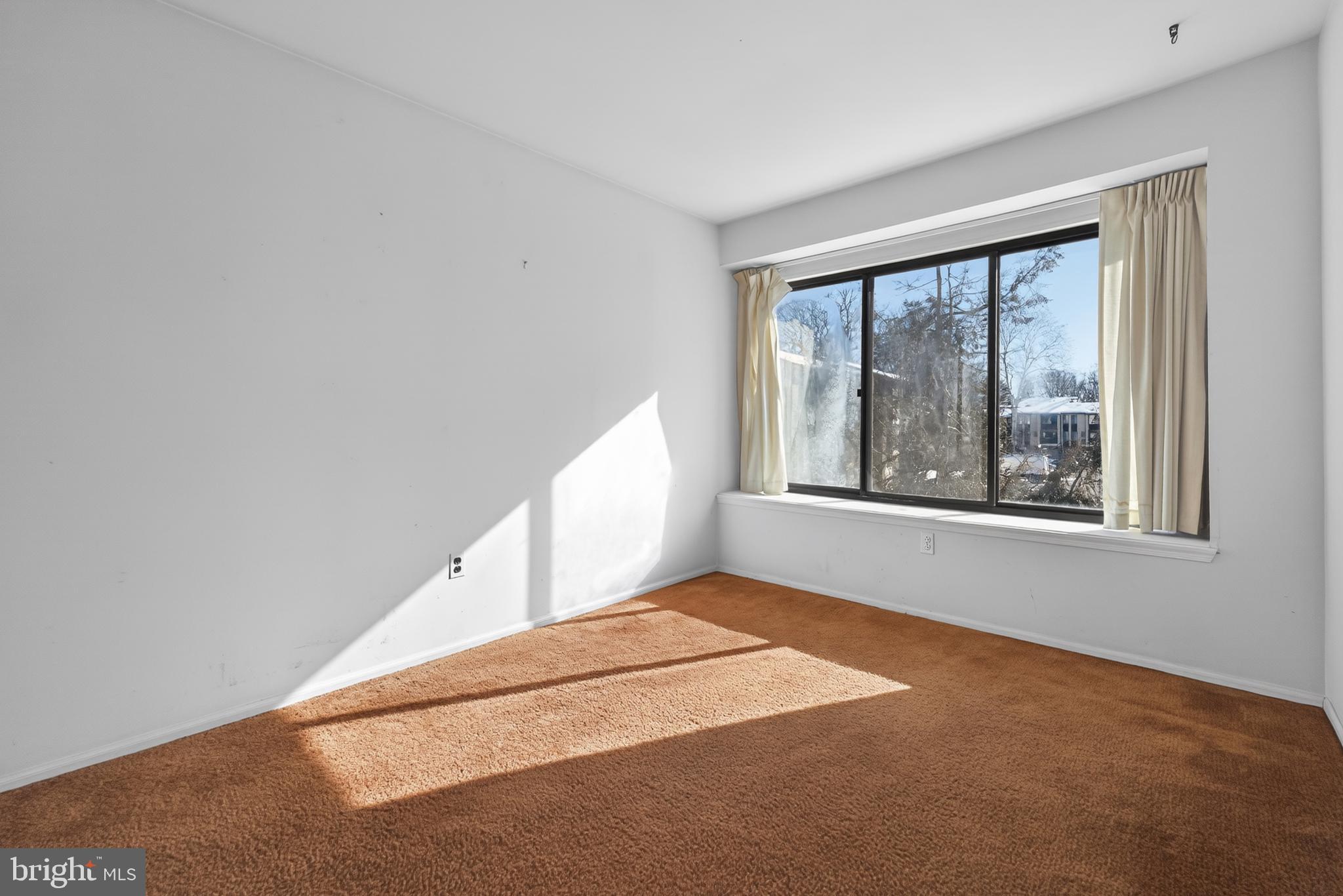 CHESTNUT GROVE - Residential