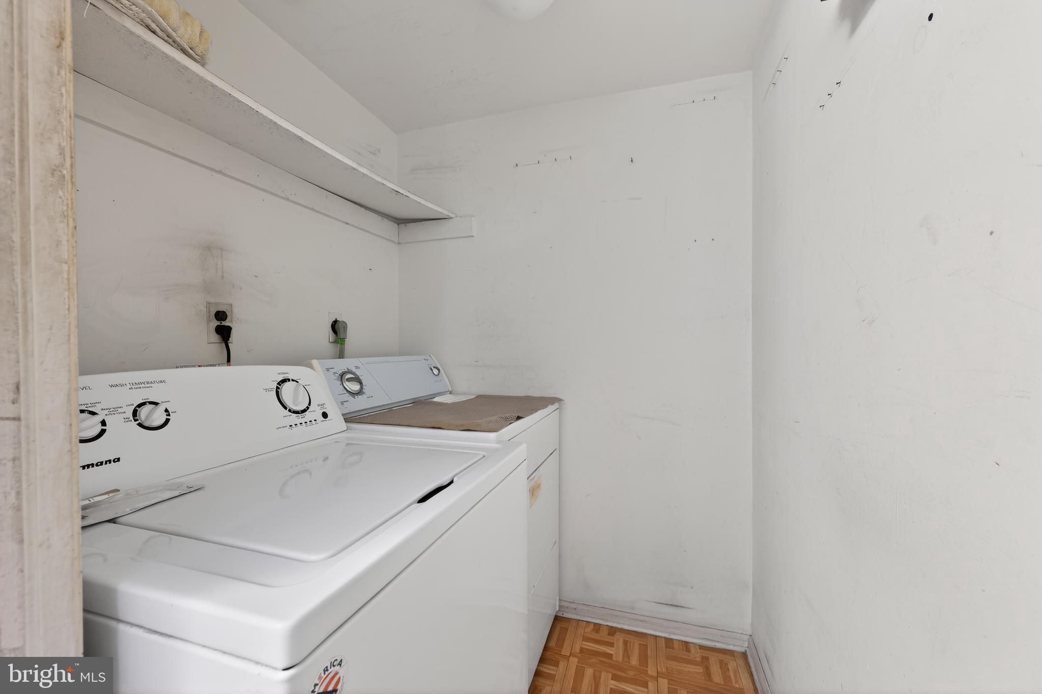 CHESTNUT GROVE - Residential