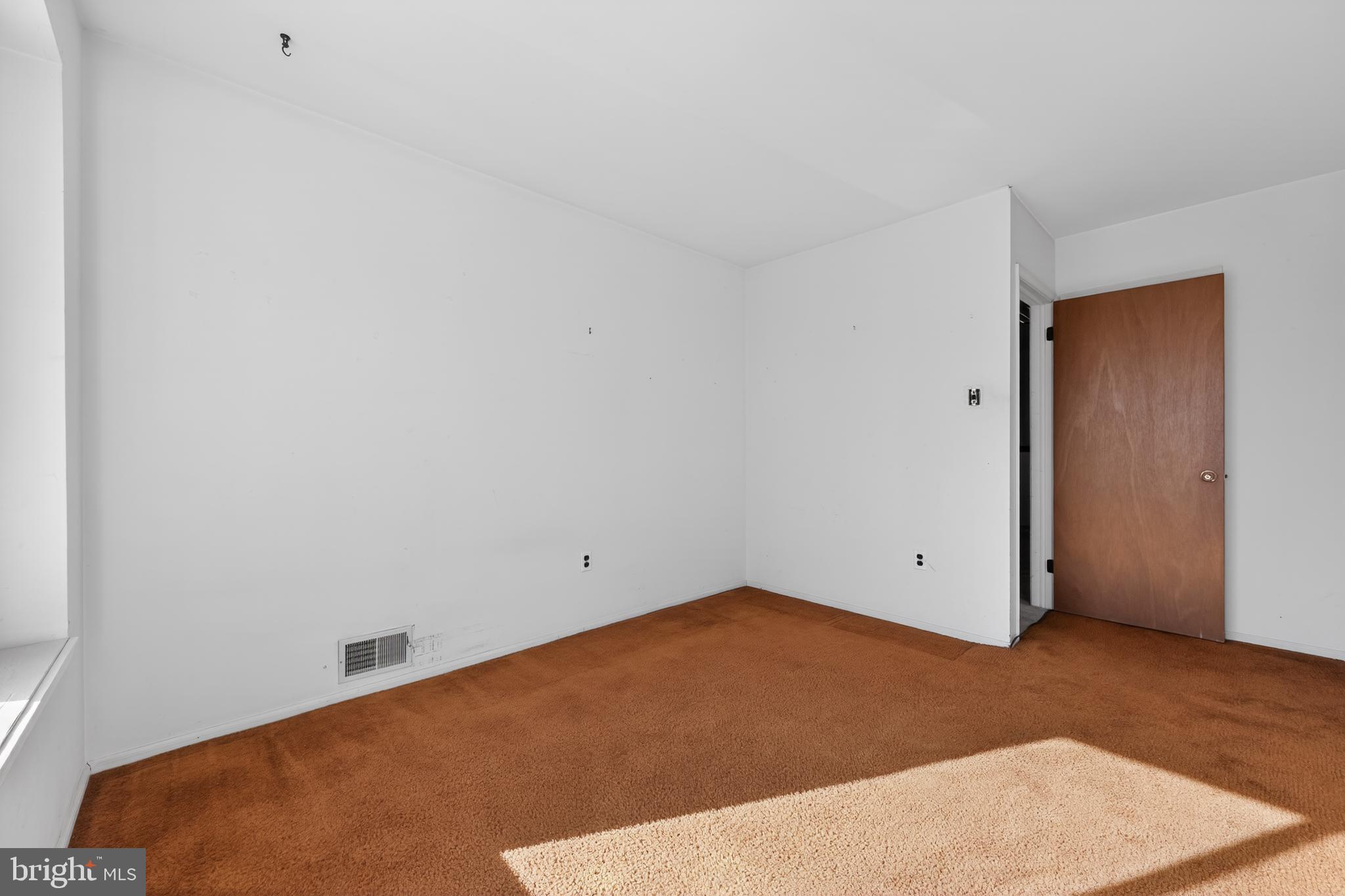 CHESTNUT GROVE - Residential