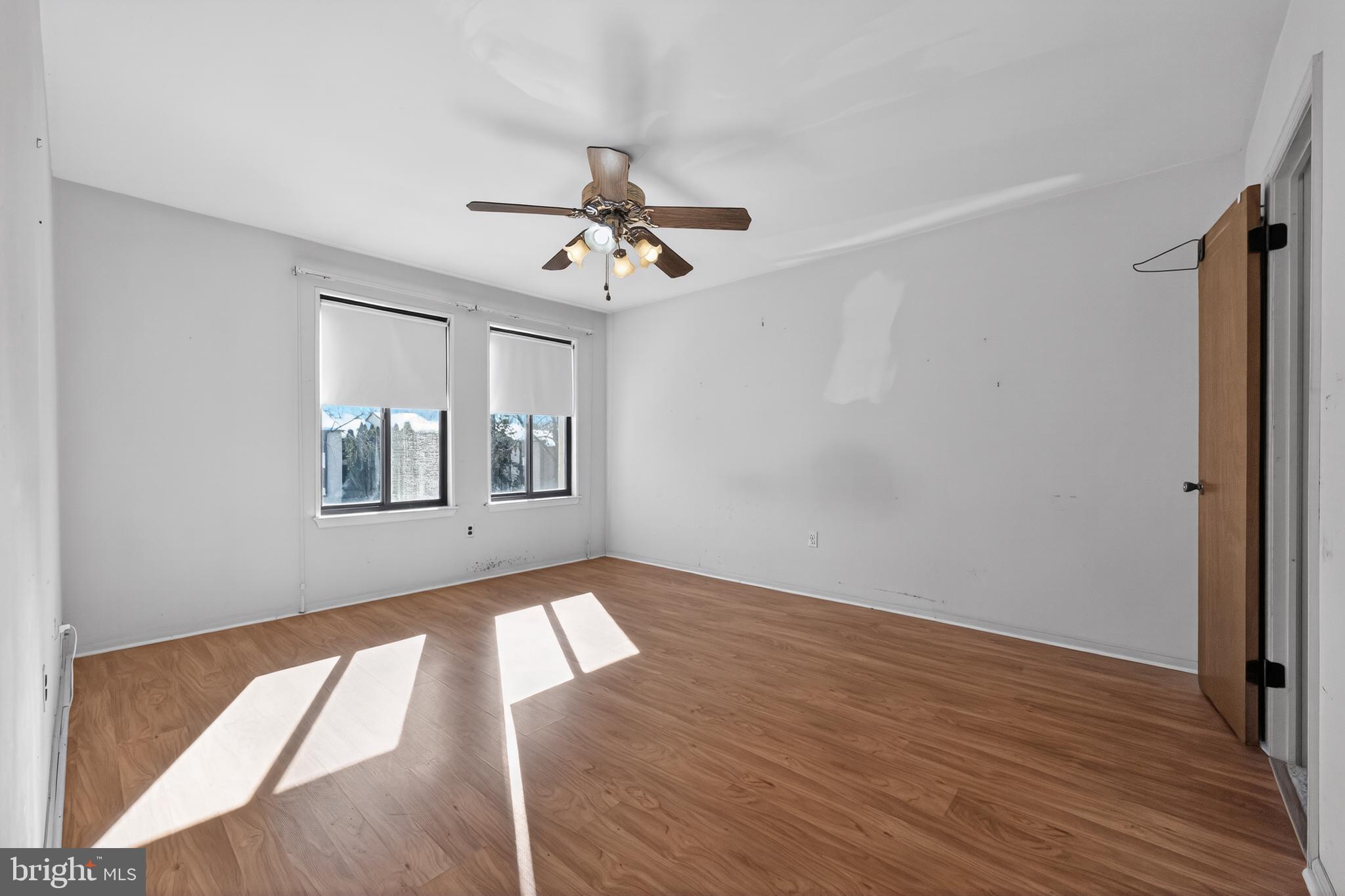 CHESTNUT GROVE - Residential