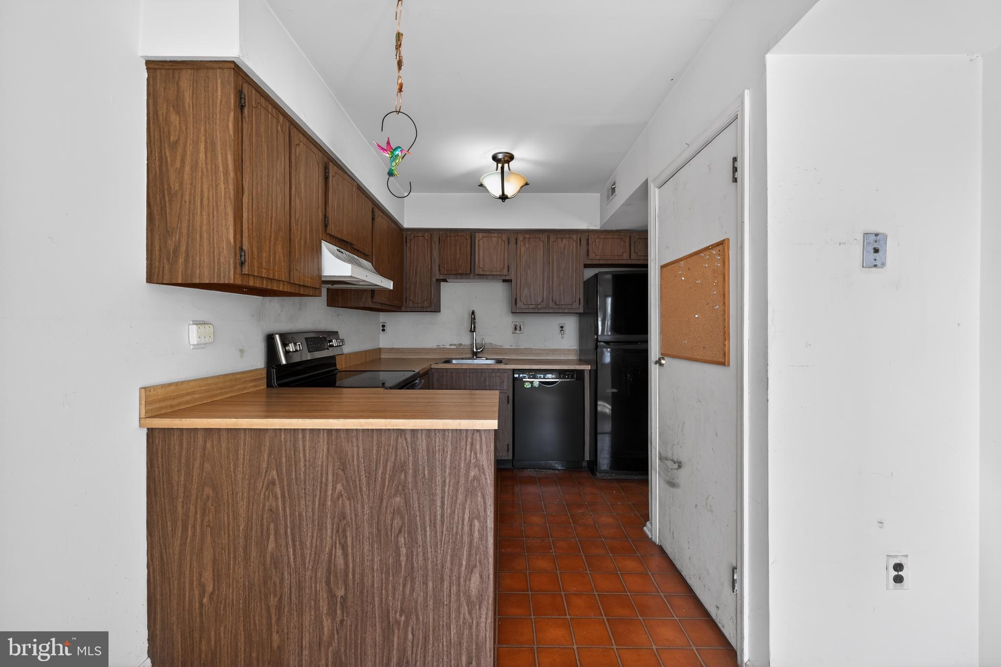 CHESTNUT GROVE - Residential