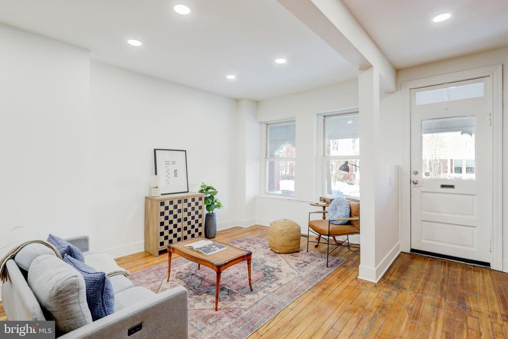 Photo of 218 E Ross Street, LANCASTER, PA 17602 (MLS # PALA2084056)