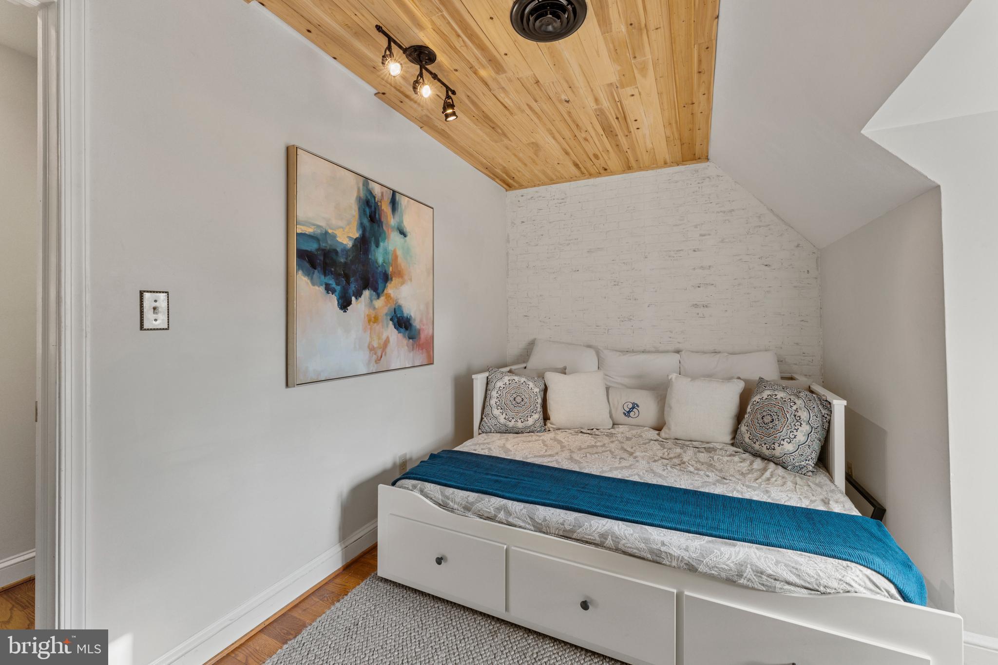 INDIAN SPRING TERRACE - Residential