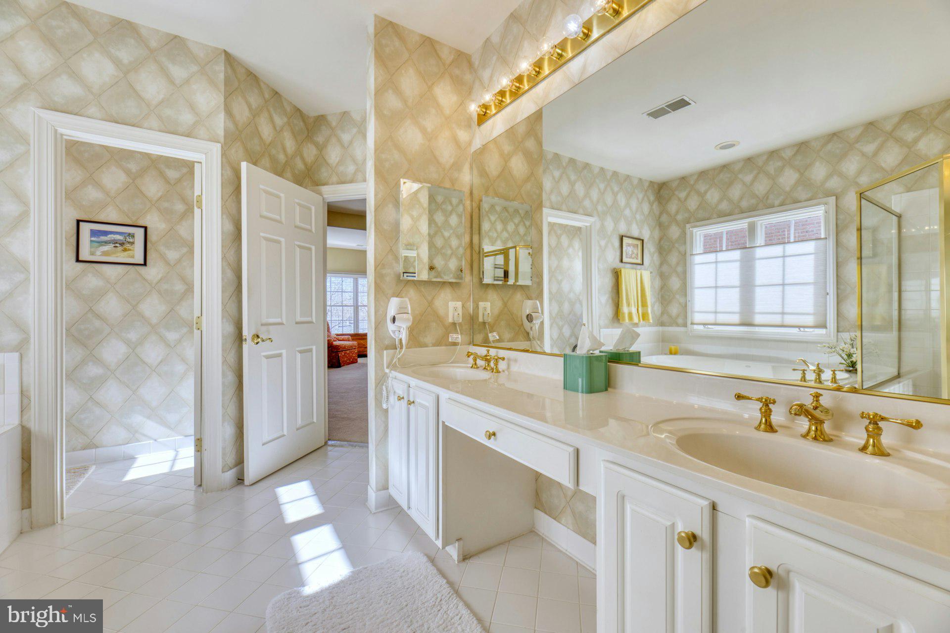 FARRCROFT - Residential