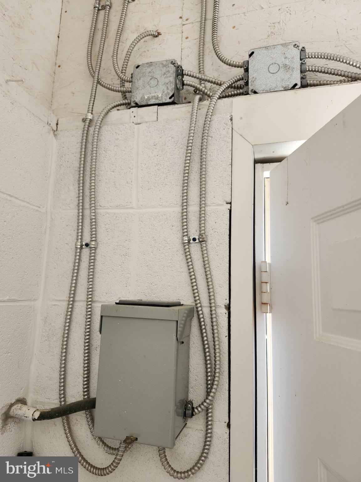 SOMERSET - Residential