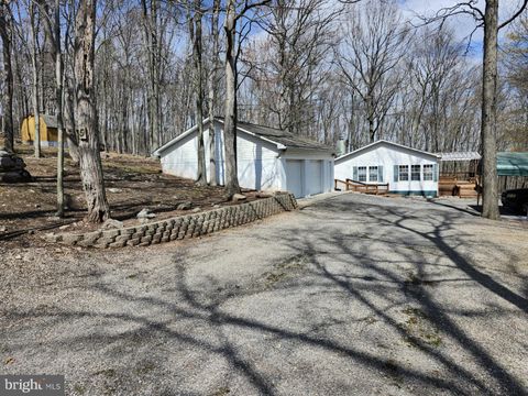Mobile Home For Sale - 566 Wild Apple Lane<br/> Hampshire County, PAW PAW, WV 25434