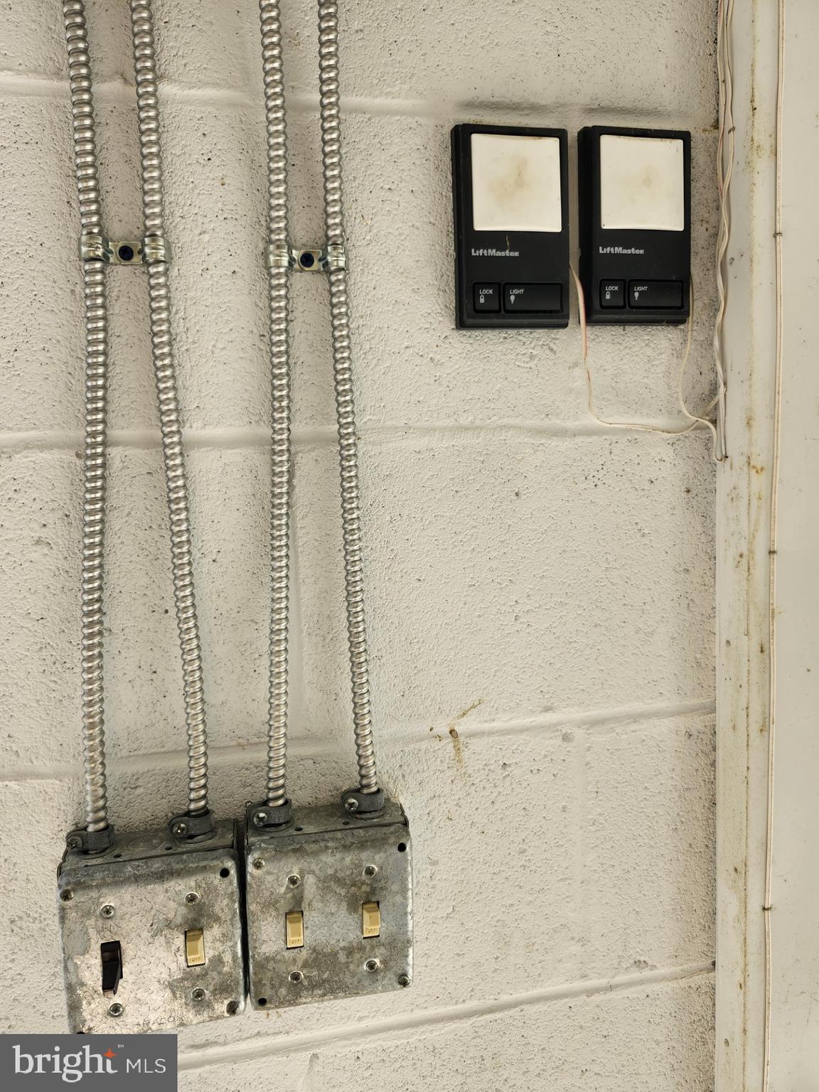 SOMERSET - Residential