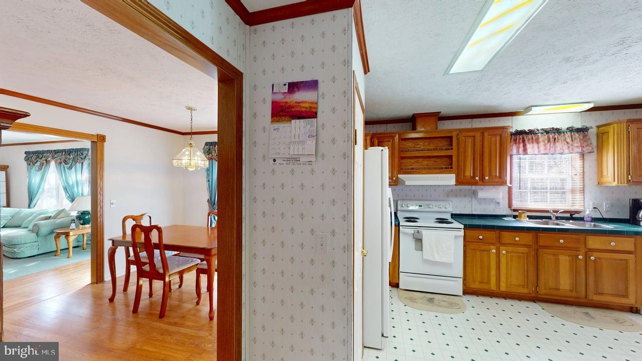 SOMERSET - Residential