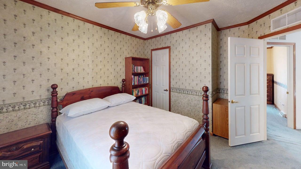 SOMERSET - Residential