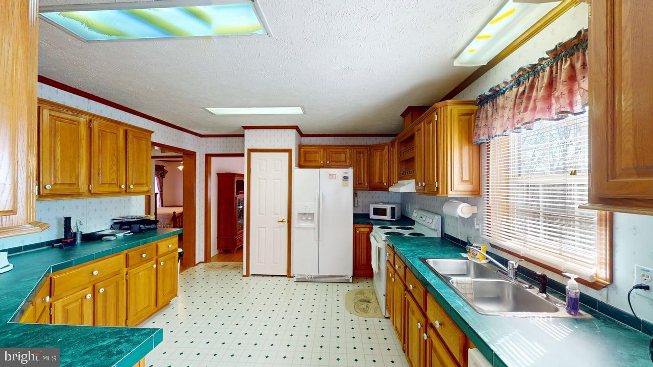 SOMERSET - Residential