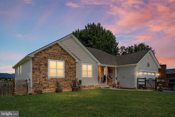 26 WOODLAND PARK DR, LURAY, VA 22835 - Image 75e18ee5f48ced9185db9d3cdd2e787b/205089508