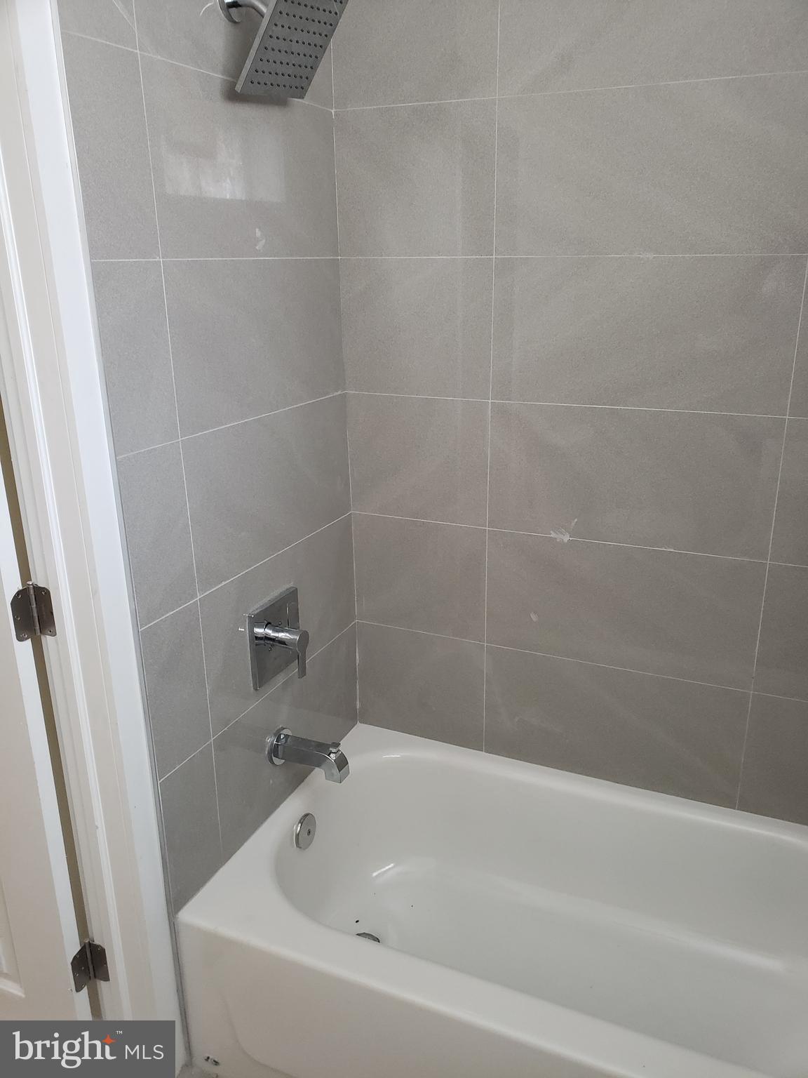 NORRIS SQUARE - Residential Lease