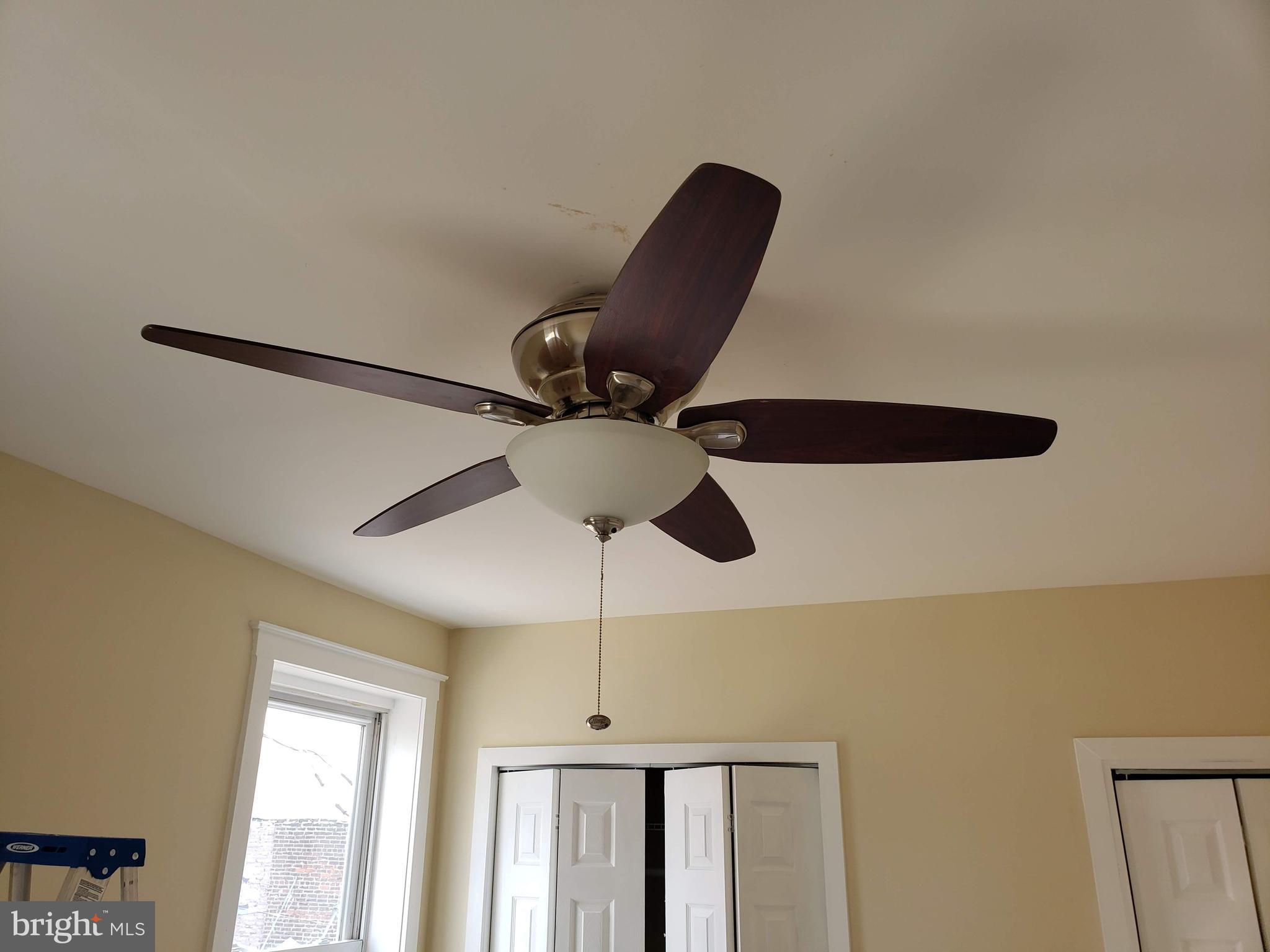 NORRIS SQUARE - Residential Lease