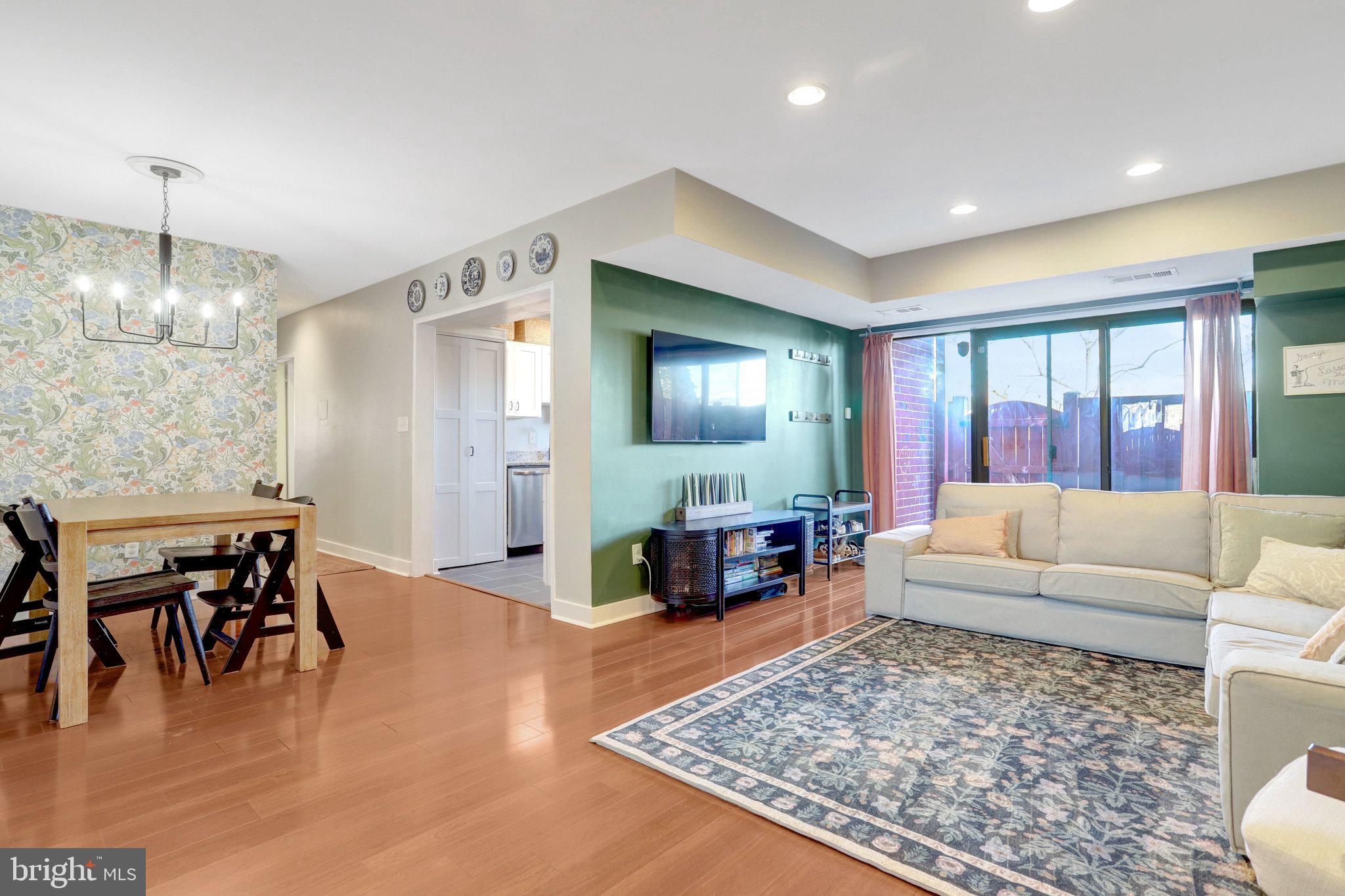 101 SKYHILL ROAD 102