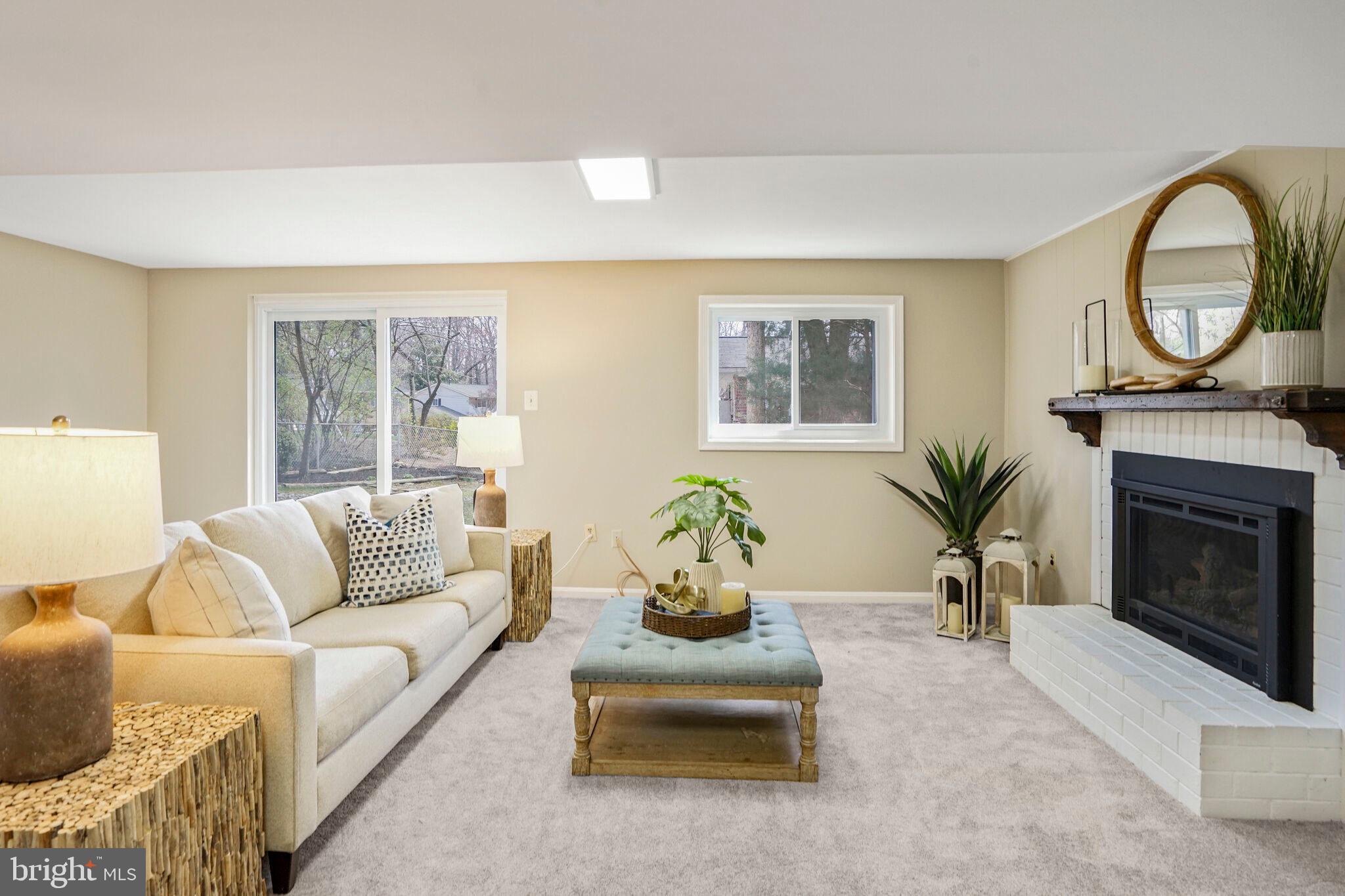 WEST SPRINGFIELD VILLAGE - Residential