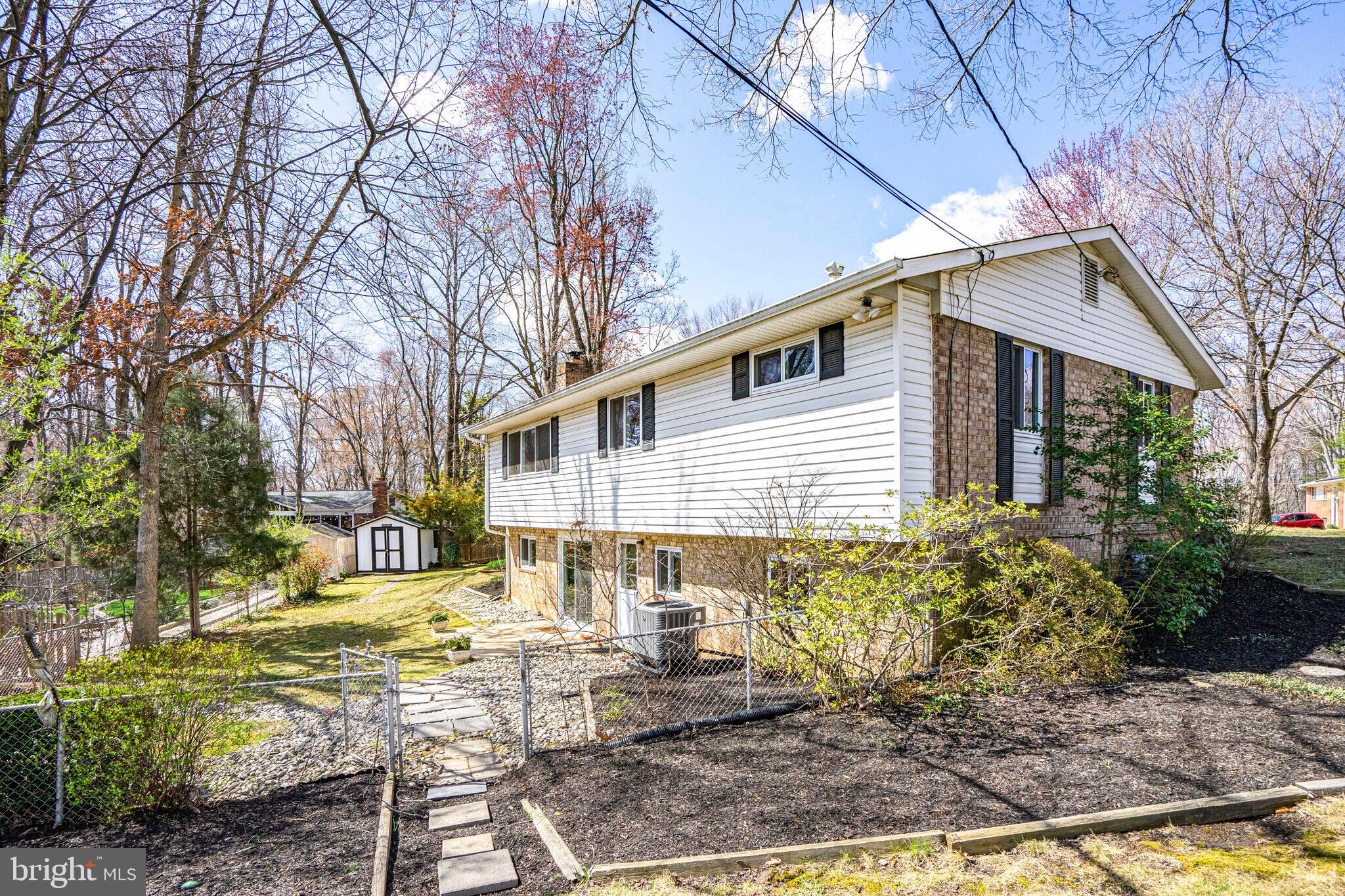 WEST SPRINGFIELD VILLAGE - Residential