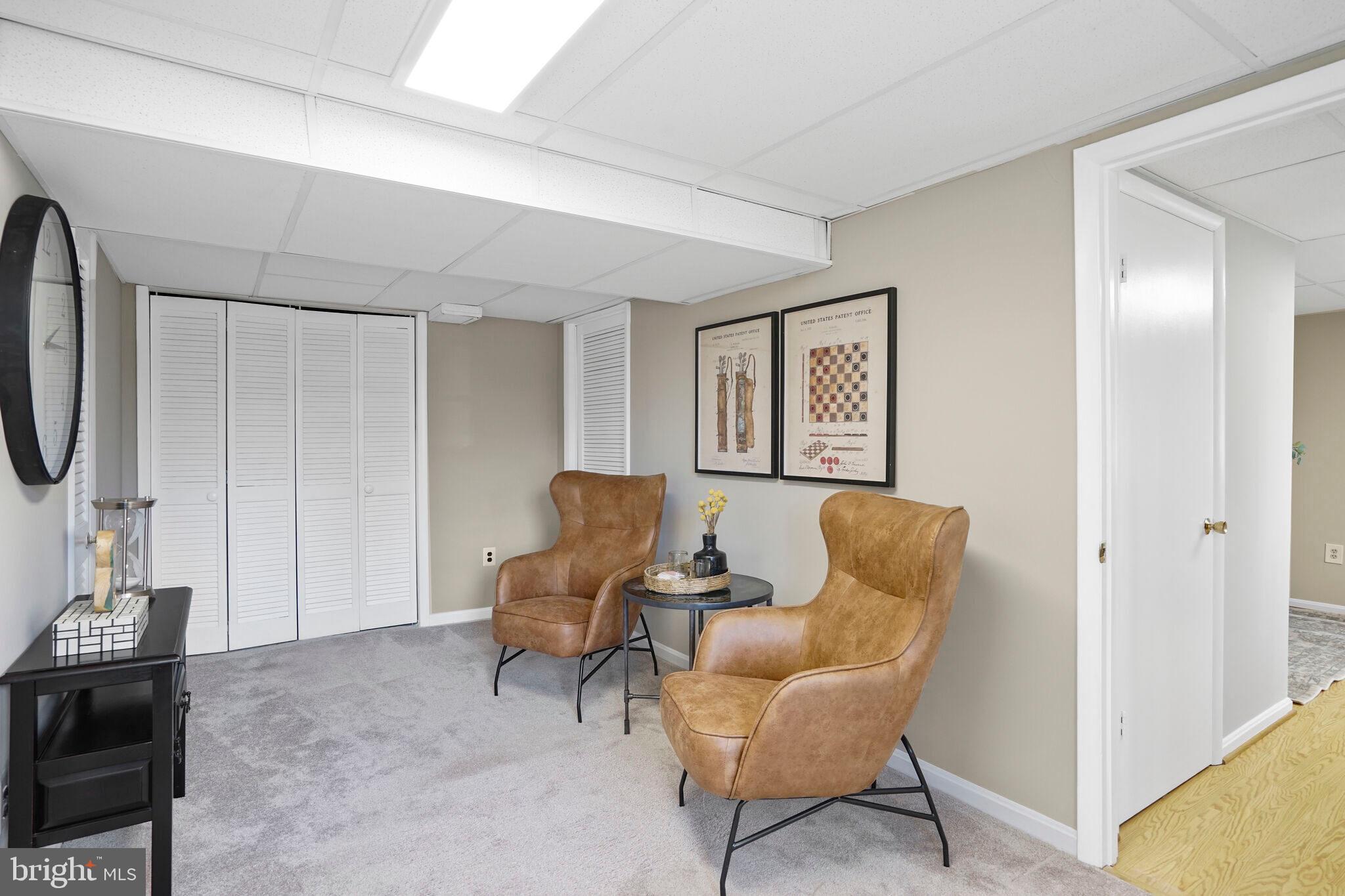 WEST SPRINGFIELD VILLAGE - Residential