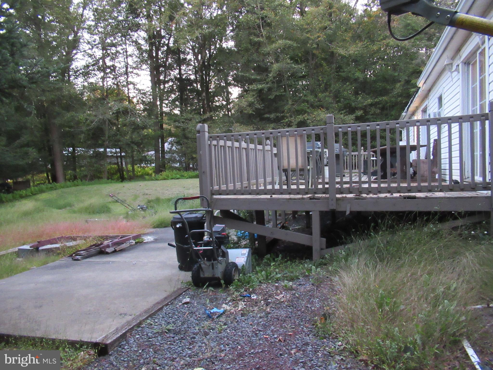 HOLIDAY POCONO - Residential