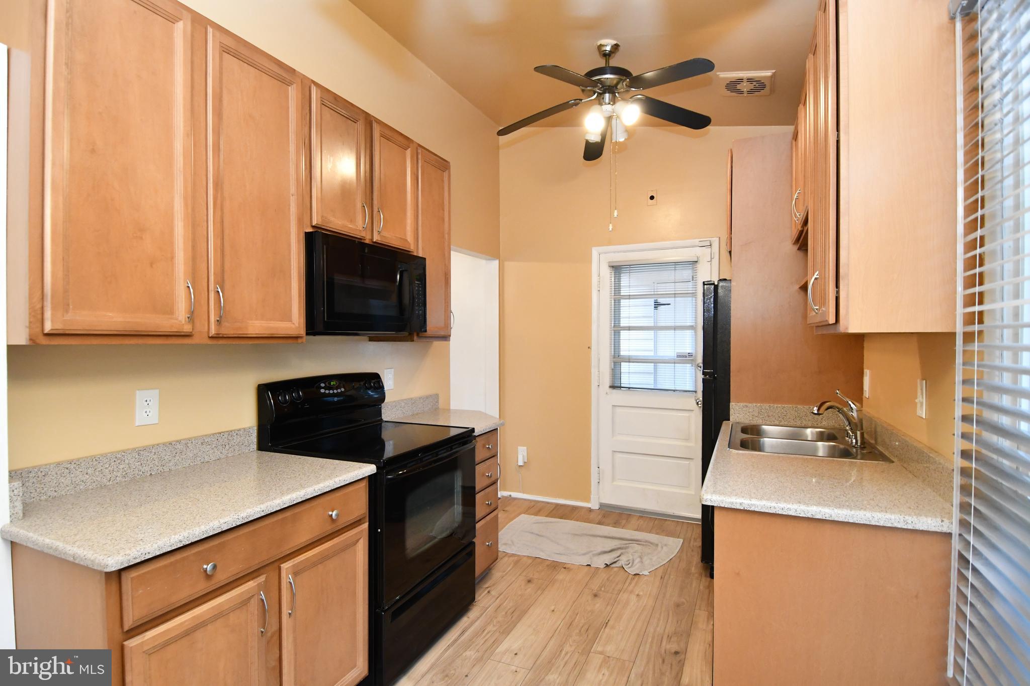 SUMMIT PARK - Residential