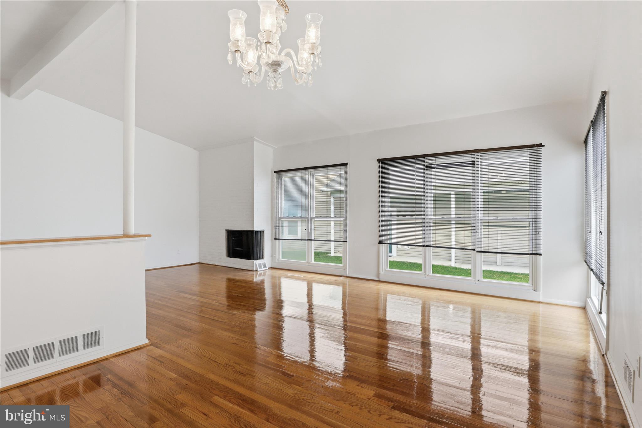 SUMMIT PARK - Residential