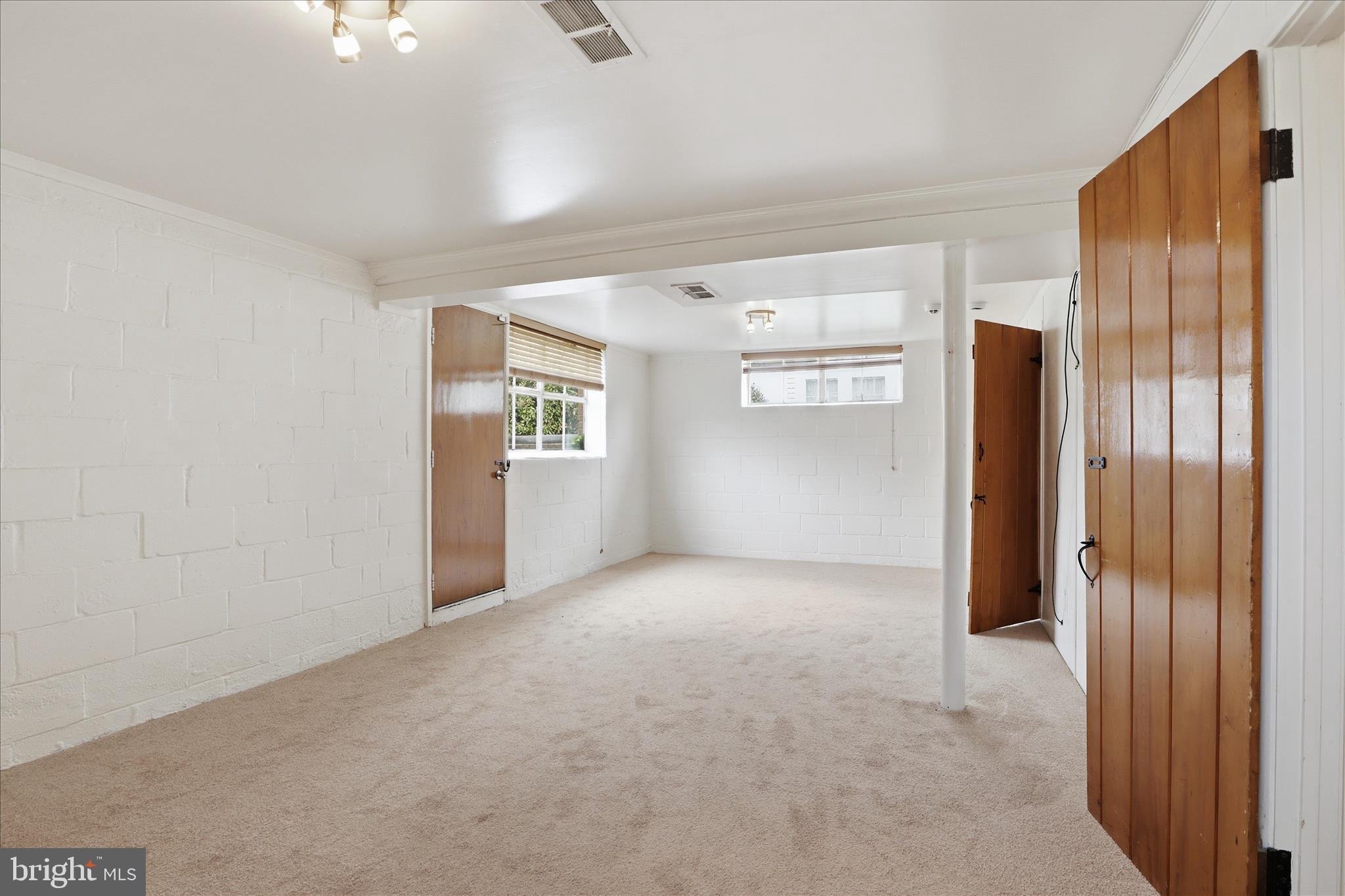 SUMMIT PARK - Residential