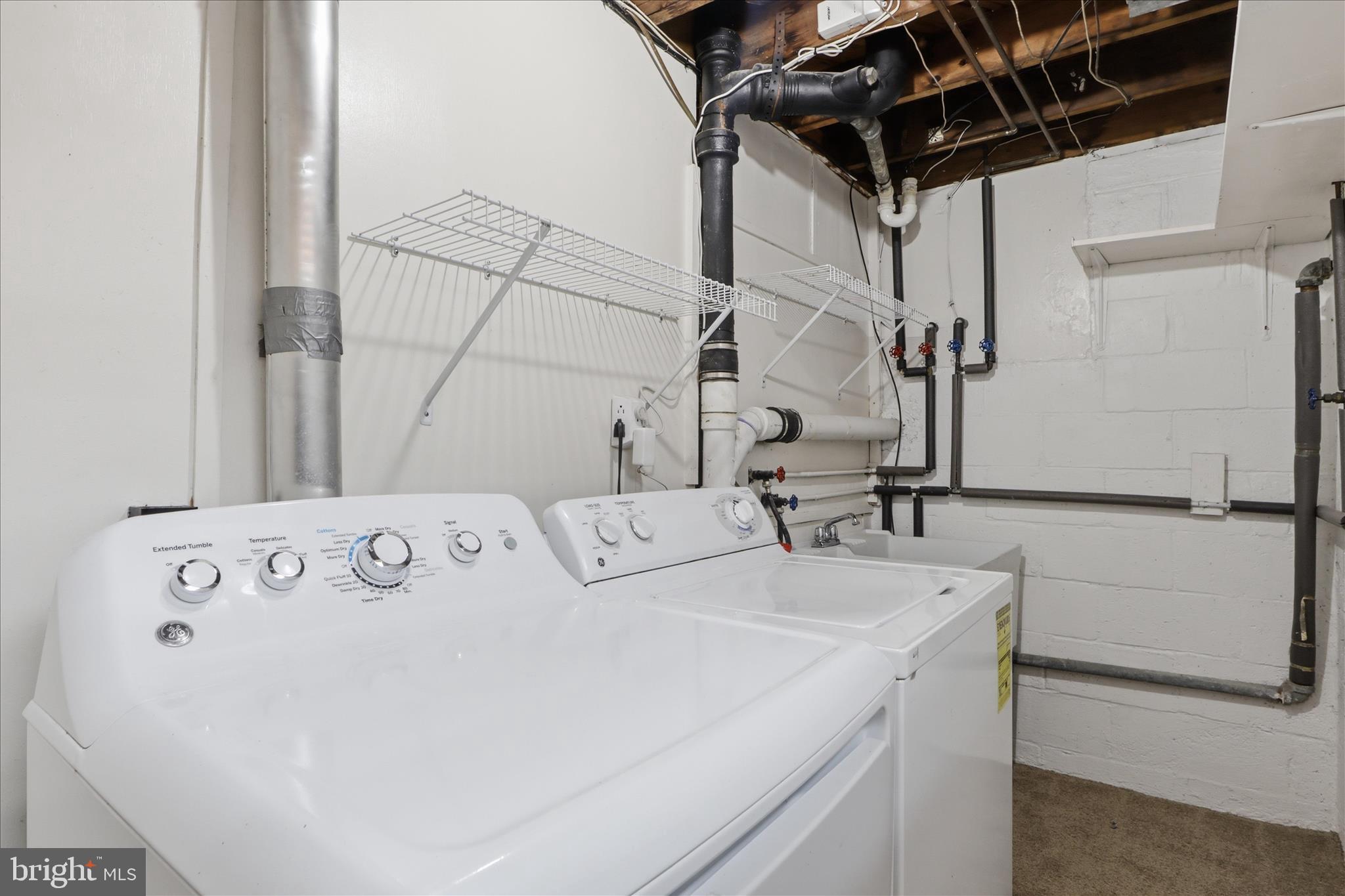 SUMMIT PARK - Residential